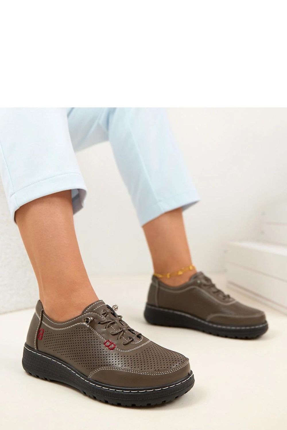  Pantofi model 225591 Solea 