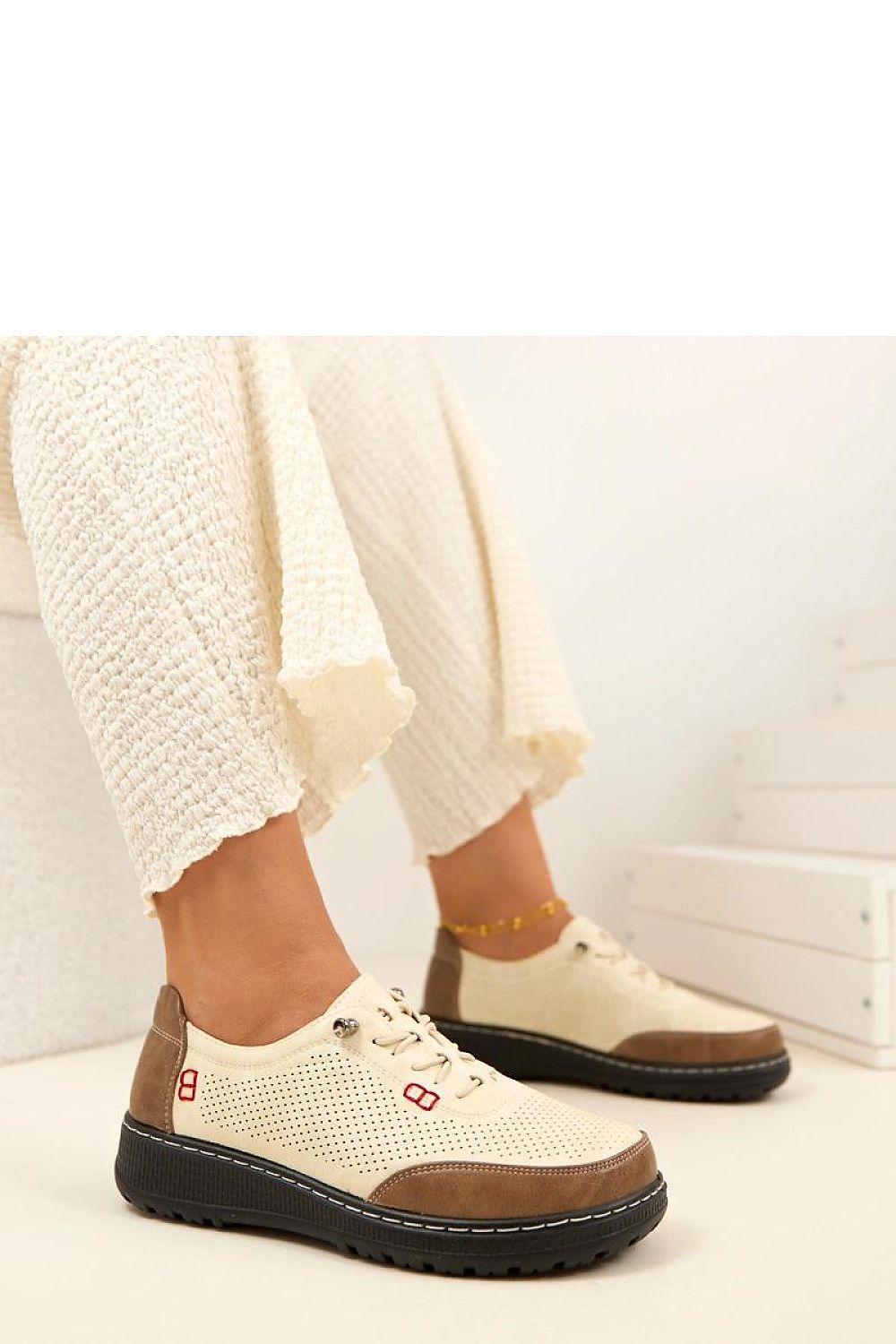 Pantofi model 225592 Solea 
