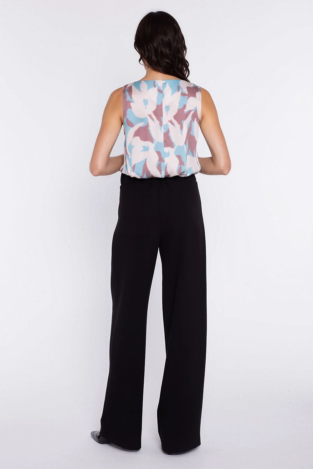  Pantaloni de damă model 225825 Nife 