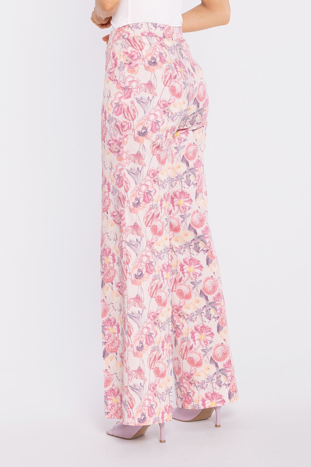  Pantaloni de damă model 225906 Moe 