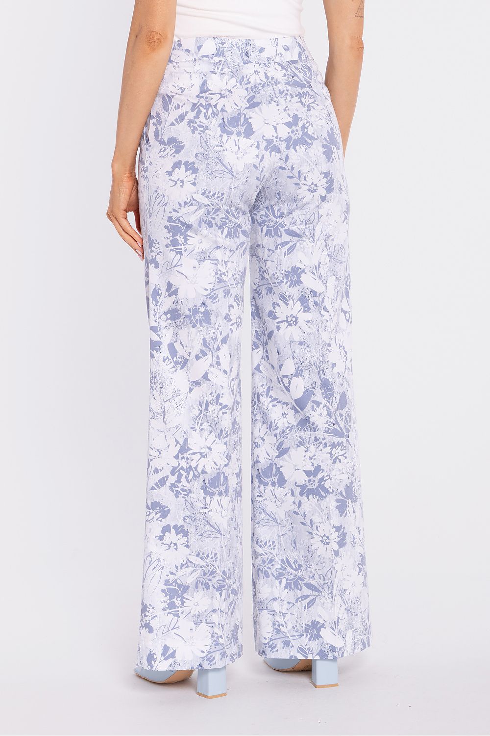  Pantaloni de damă model 225907 Moe 