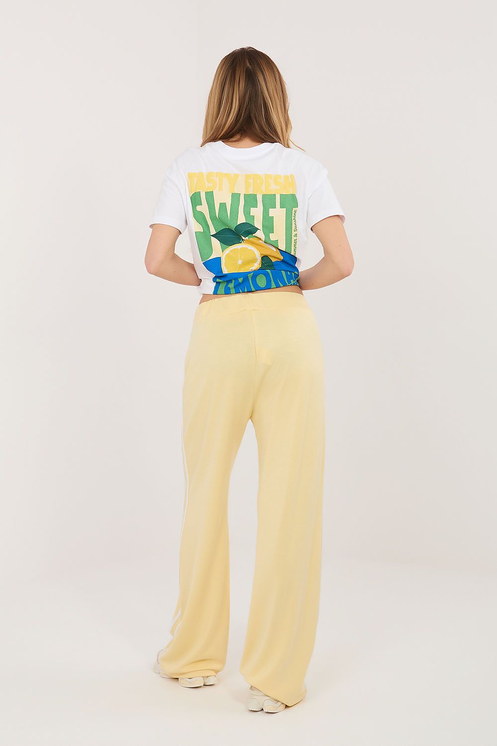  Pantaloni de trening model 226155 Relevance 