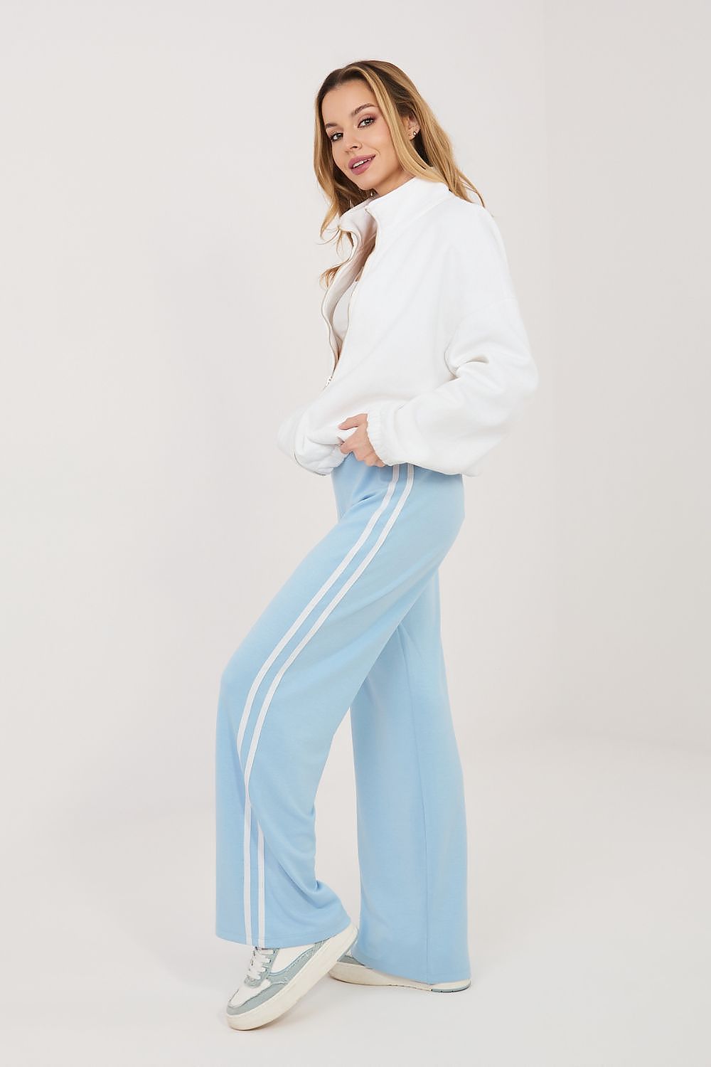  Pantaloni de trening model 226157 Relevance 