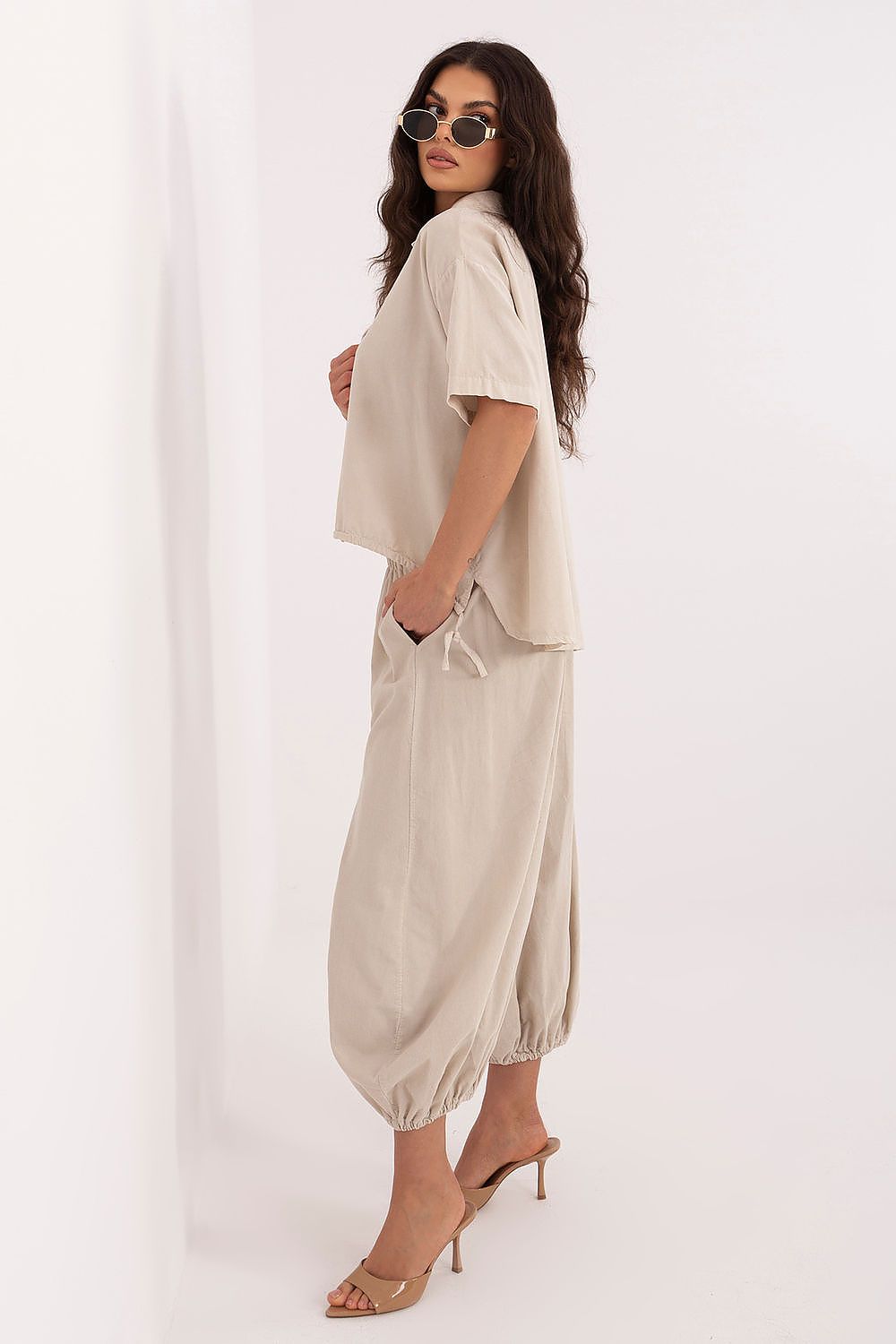  Pantaloni din catifea model 226233 Italy Moda 