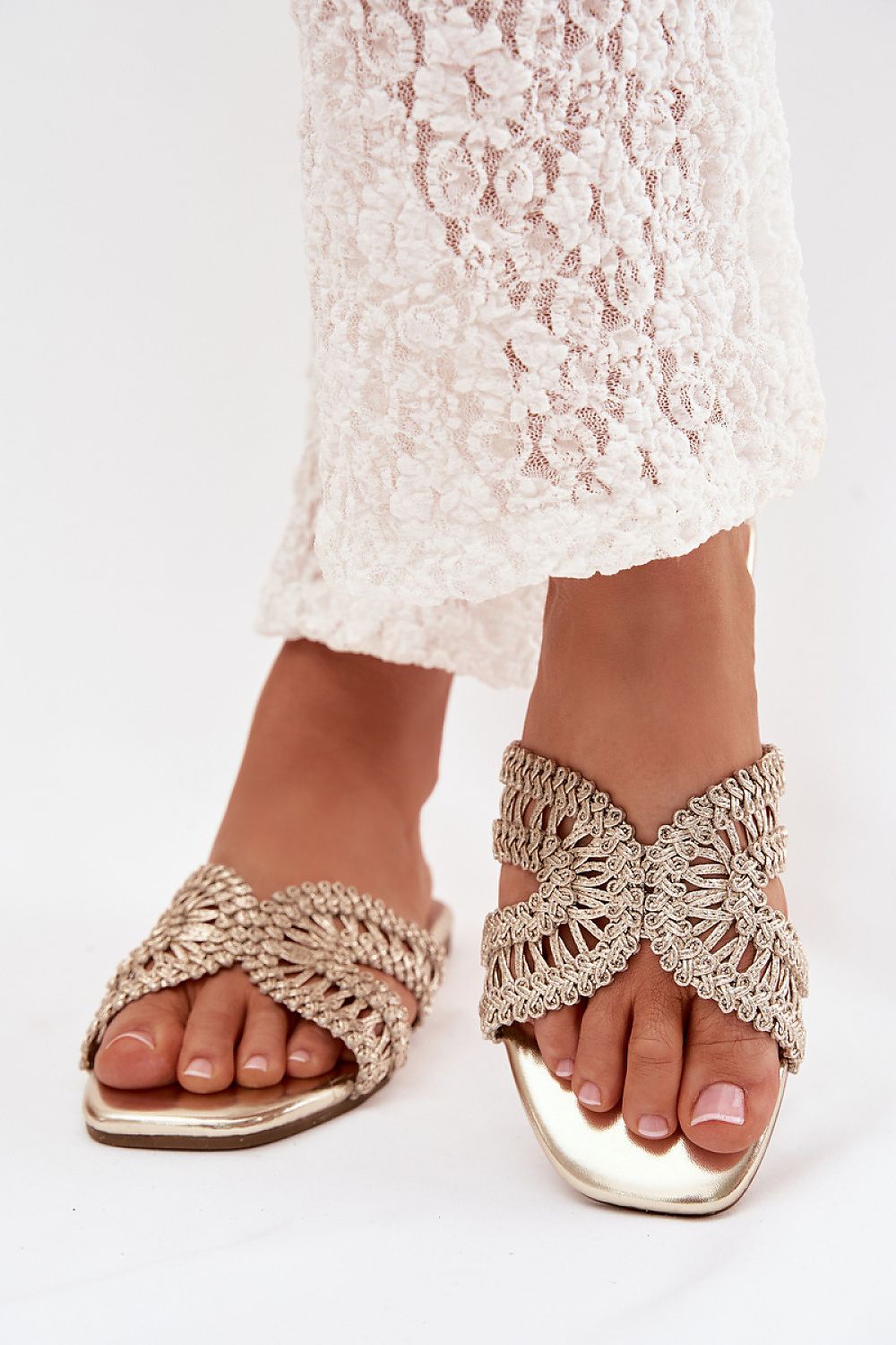  Şlapi model 226356 Step in style 