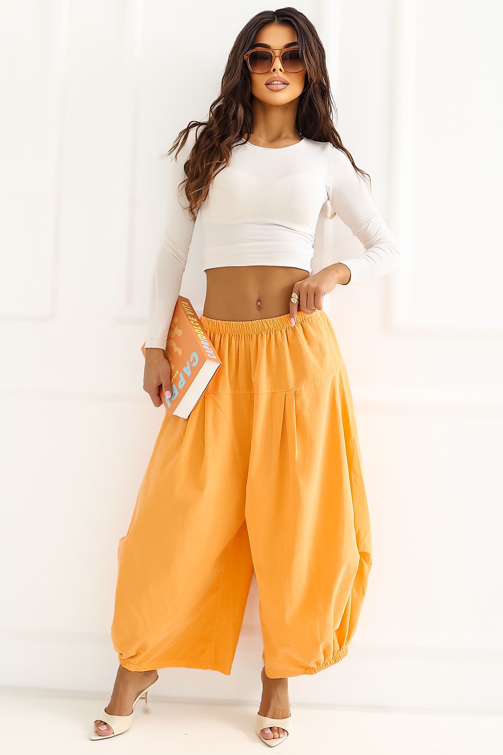  Pantaloni din catifea model 226454 Italy Moda 