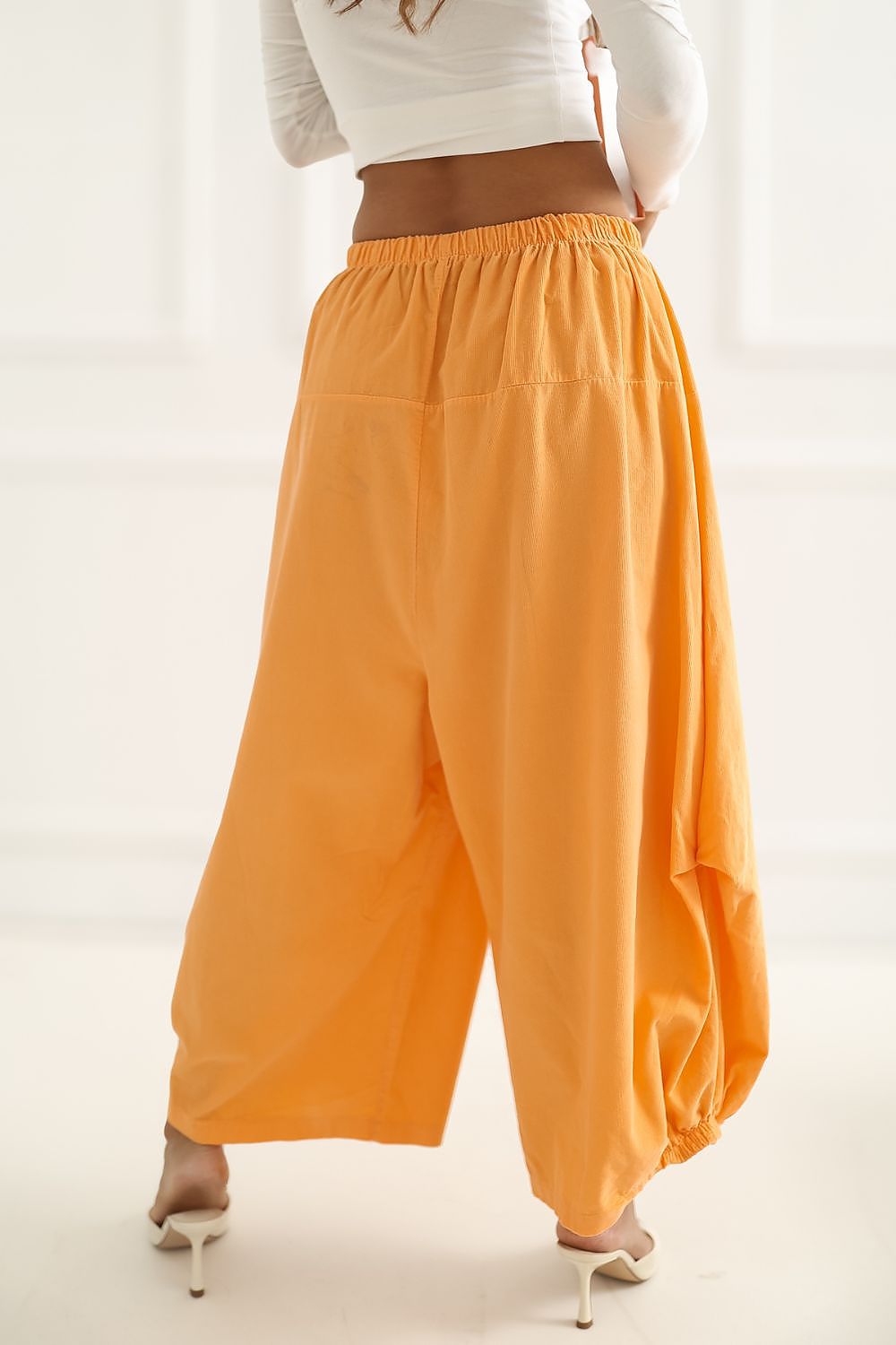  Pantaloni din catifea model 226454 Italy Moda 
