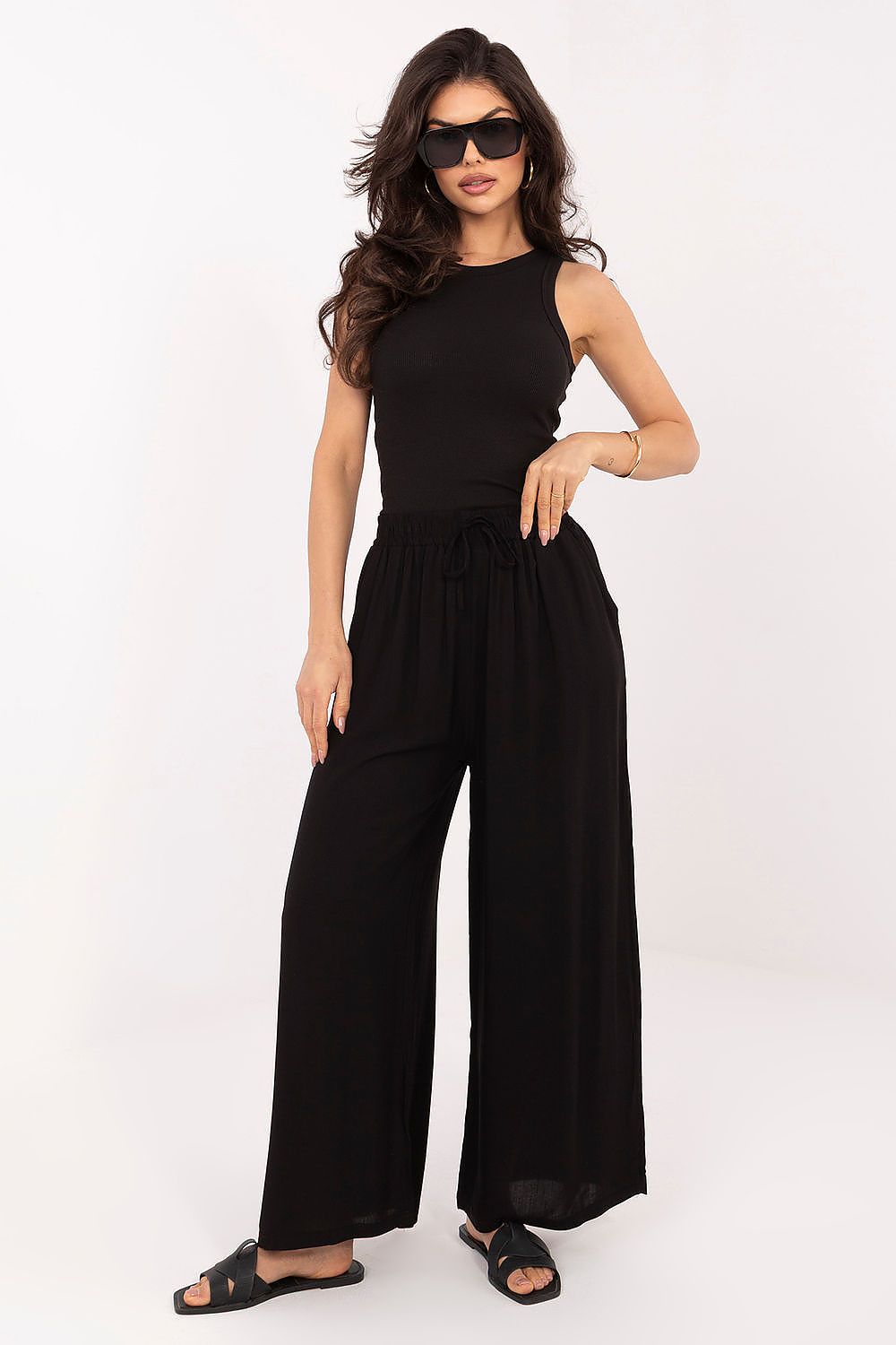 Pantaloni de damă model 226644 Italy Moda 