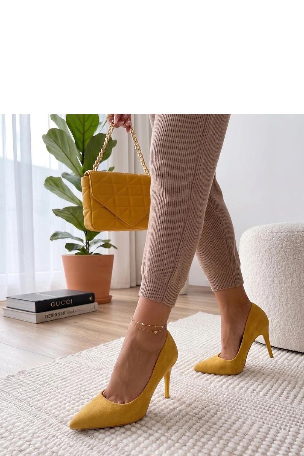  Pantofi cu toc subţire (stiletto) model 227256 Solea 