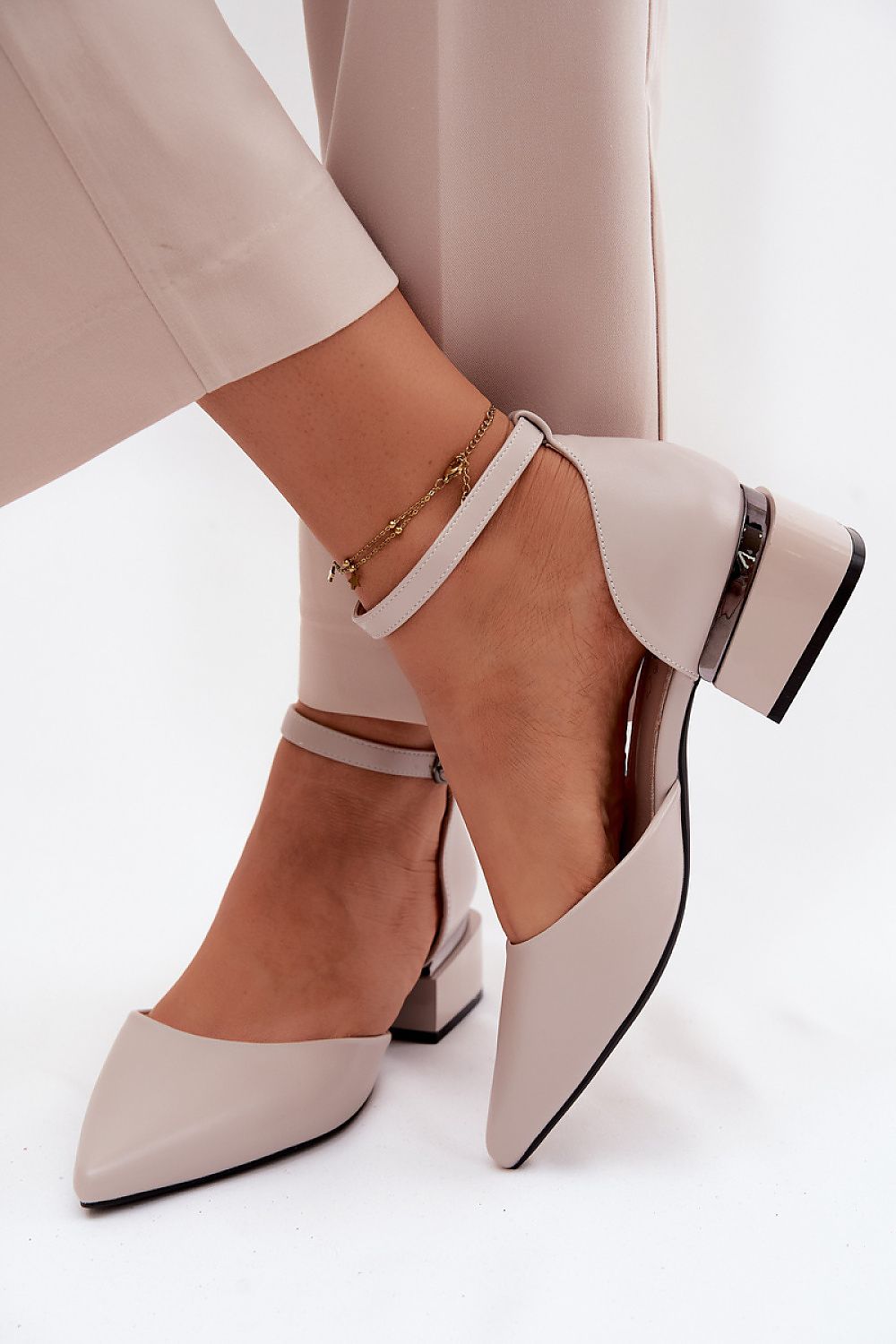  Pantofi cu toc simplu model 227804 Step in style 