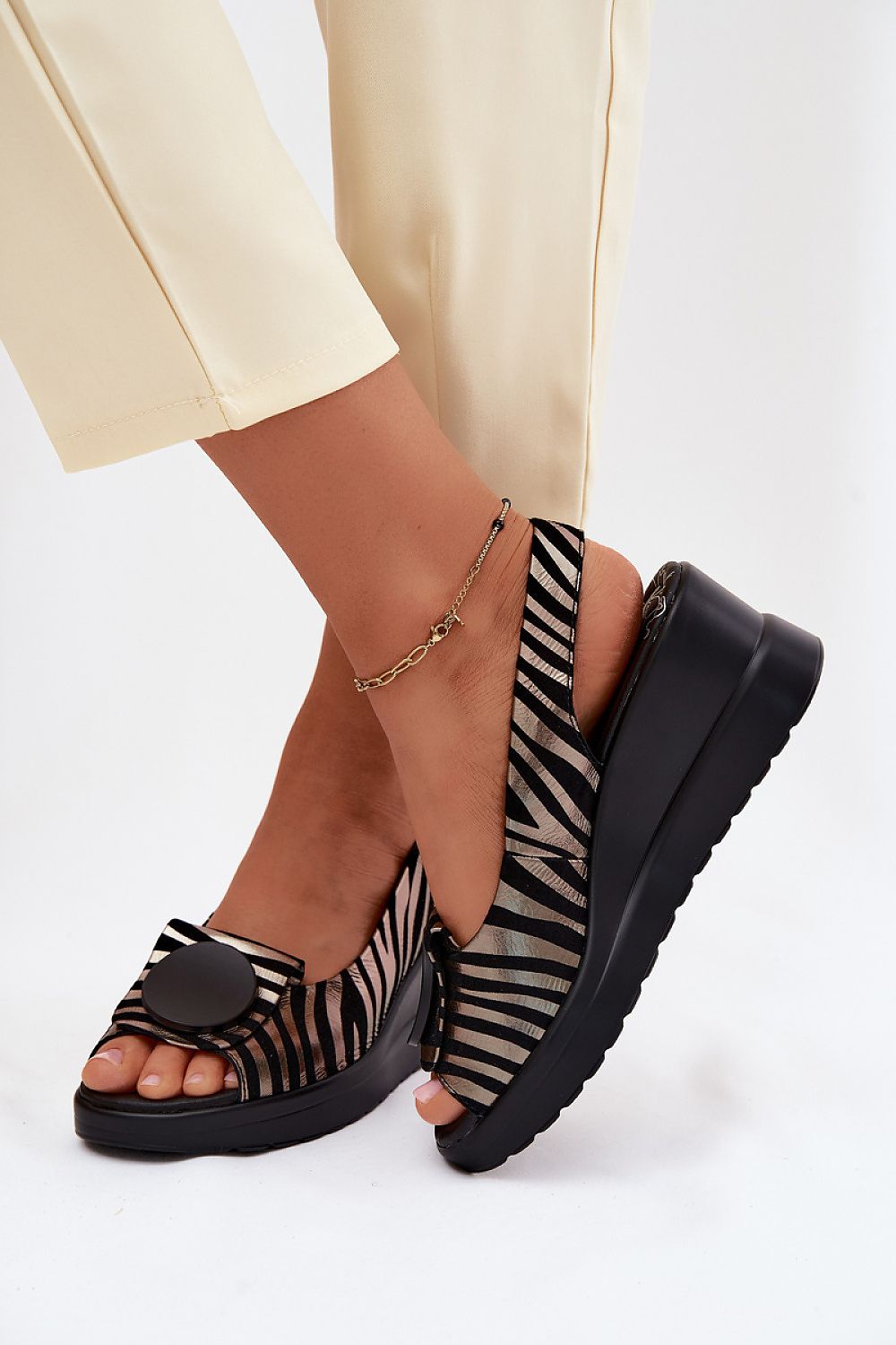  Sandale cu talpă tip pană model 227903 Step in style 