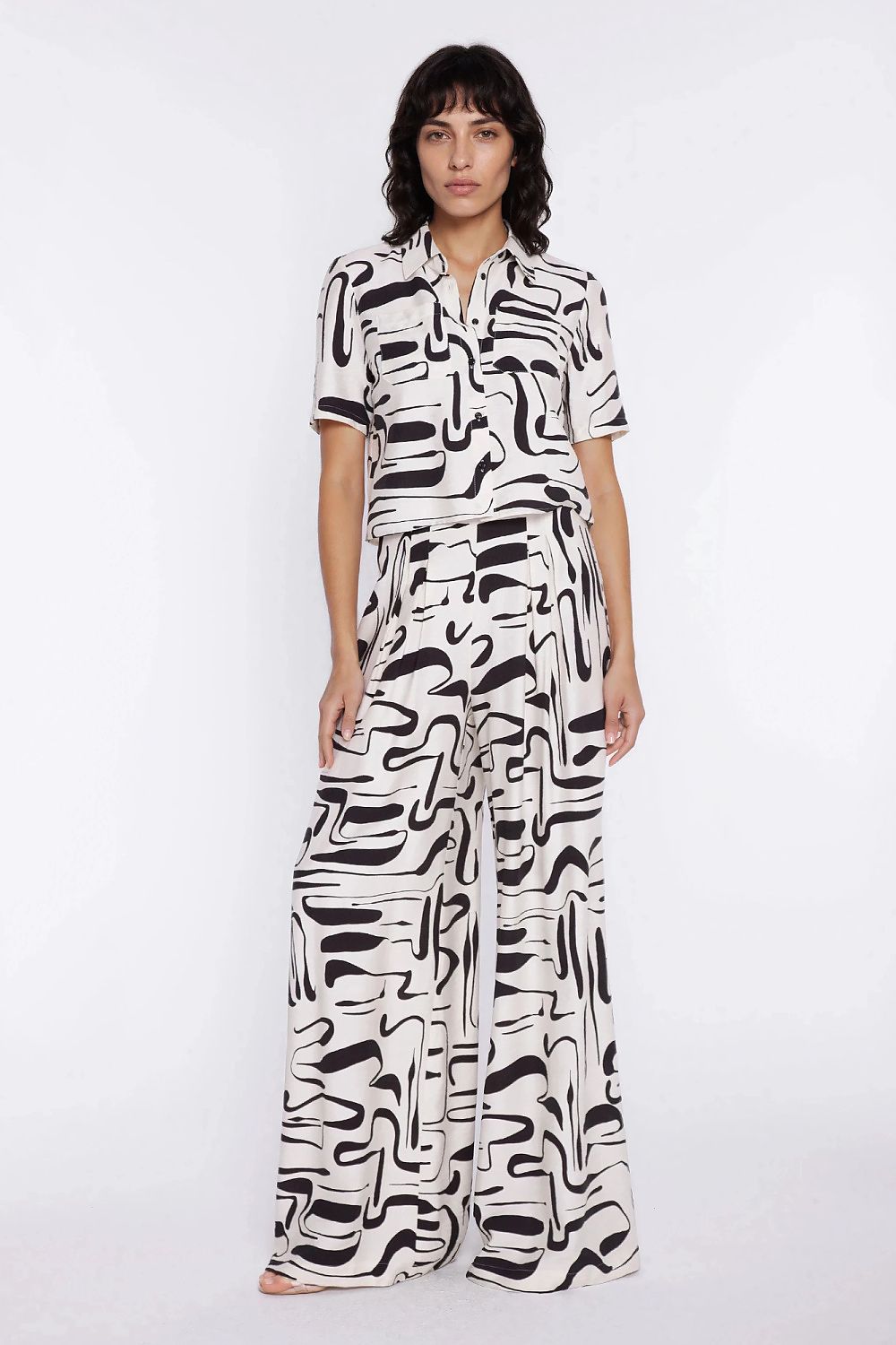  Pantaloni de damă model 228007 Nife 