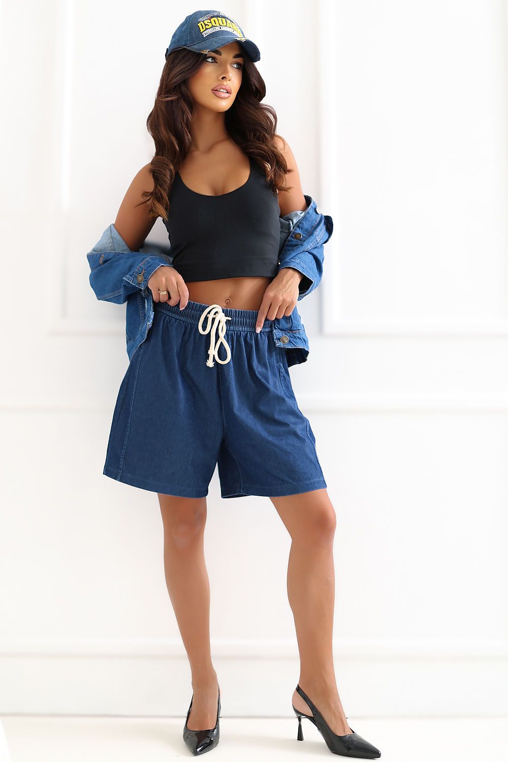  Pantaloni scurţi model 228176 Italy Moda 