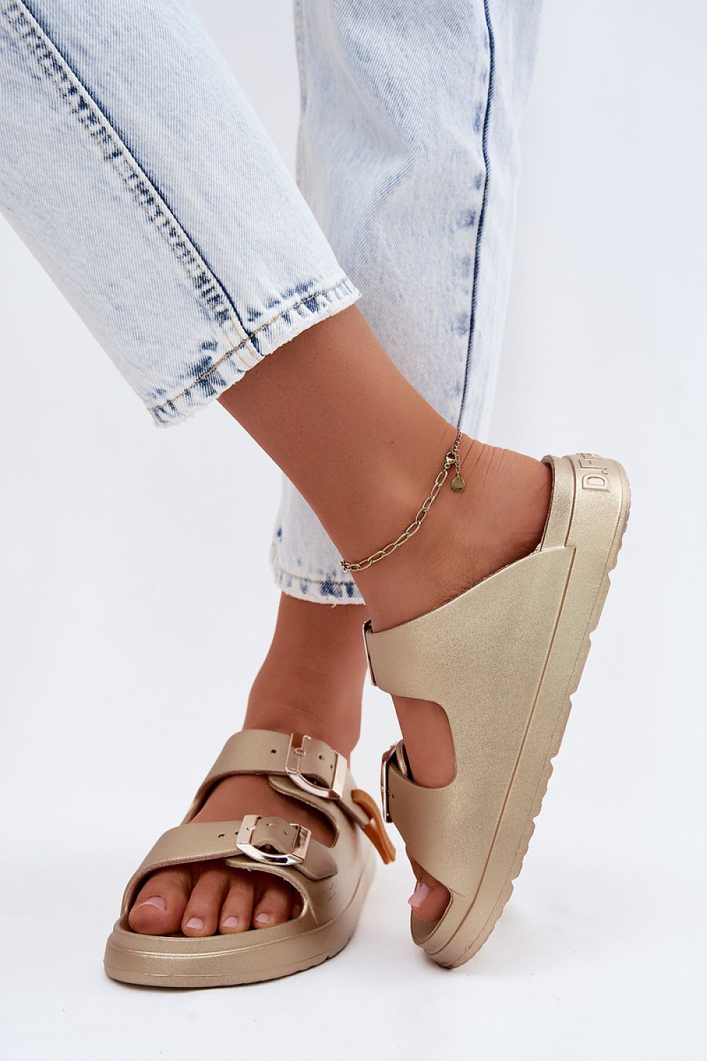  Papuci cu platformă model 228374 Step in style 