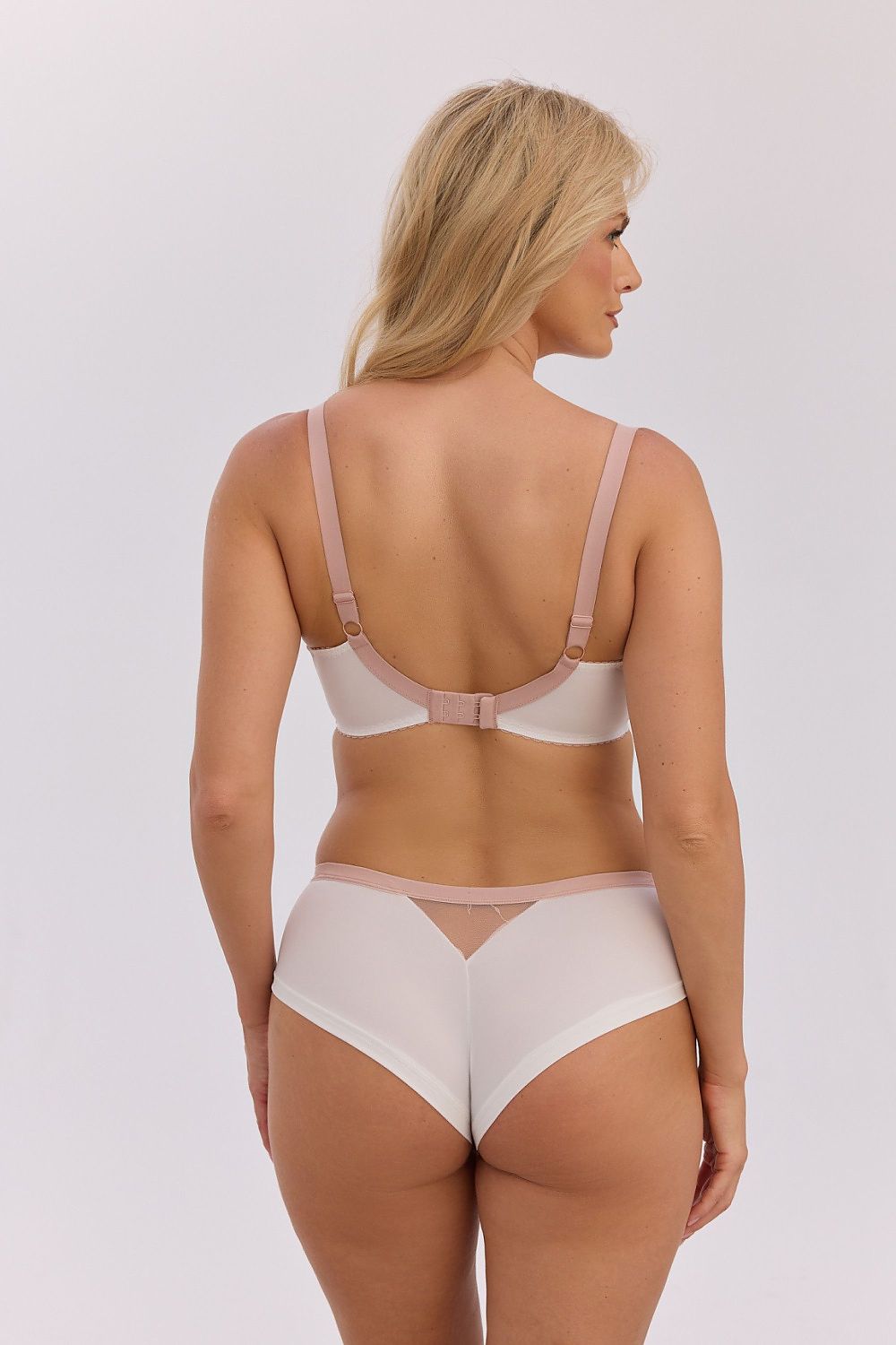  Chiloți în stil brazilian model 228495 Gaia 