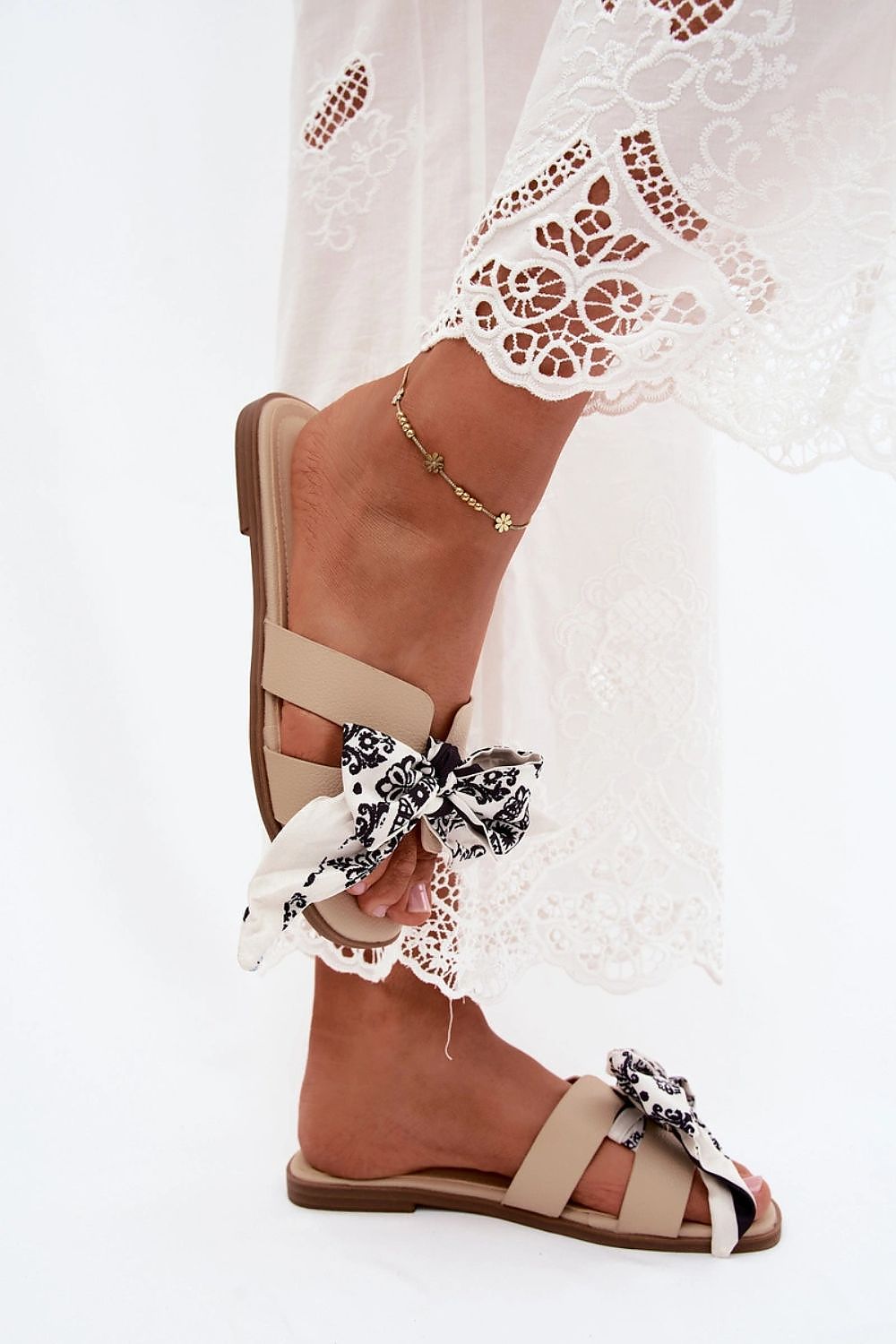  Şlapi model 228792 Step in style 