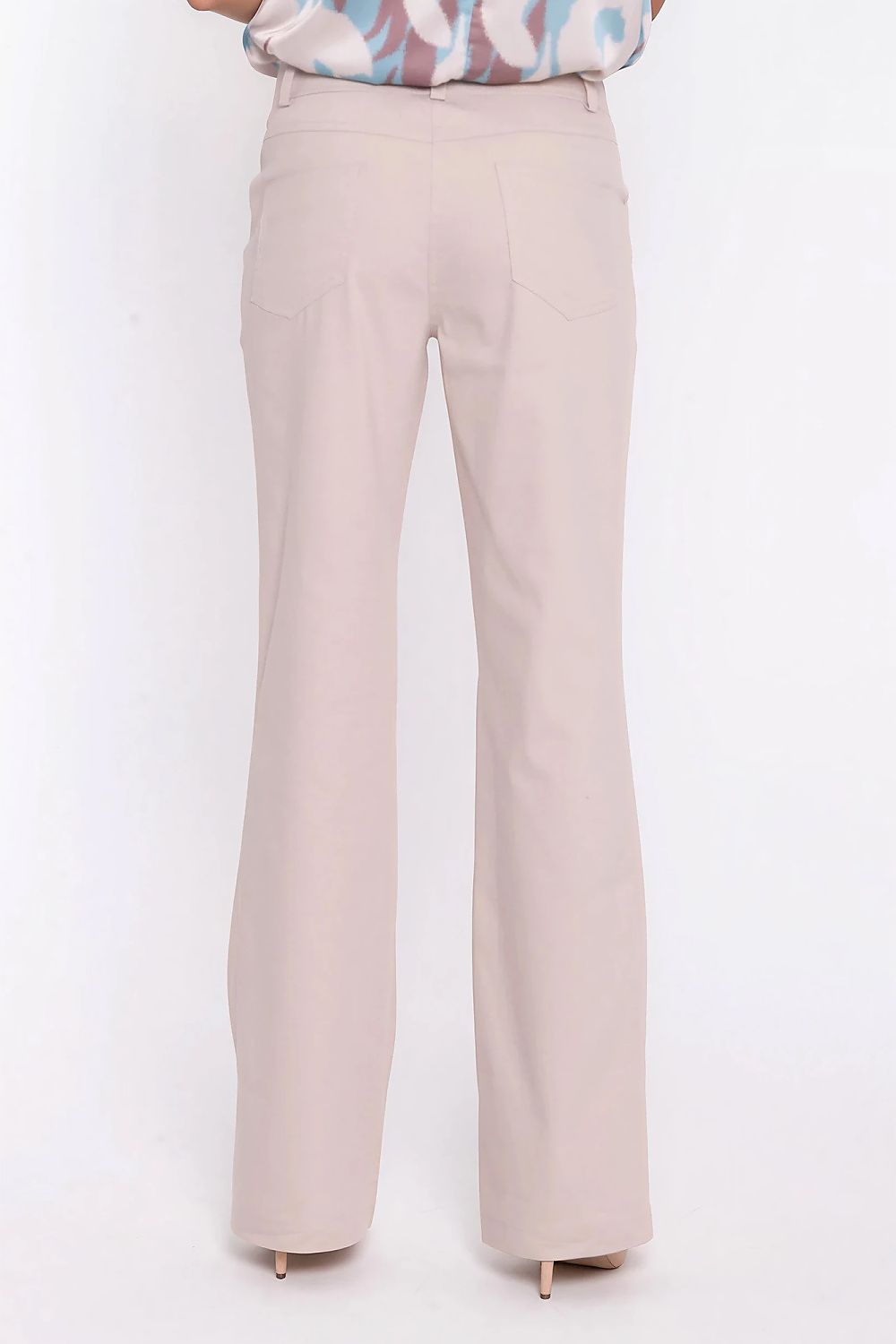  Jeanşi model 228929 Nife 