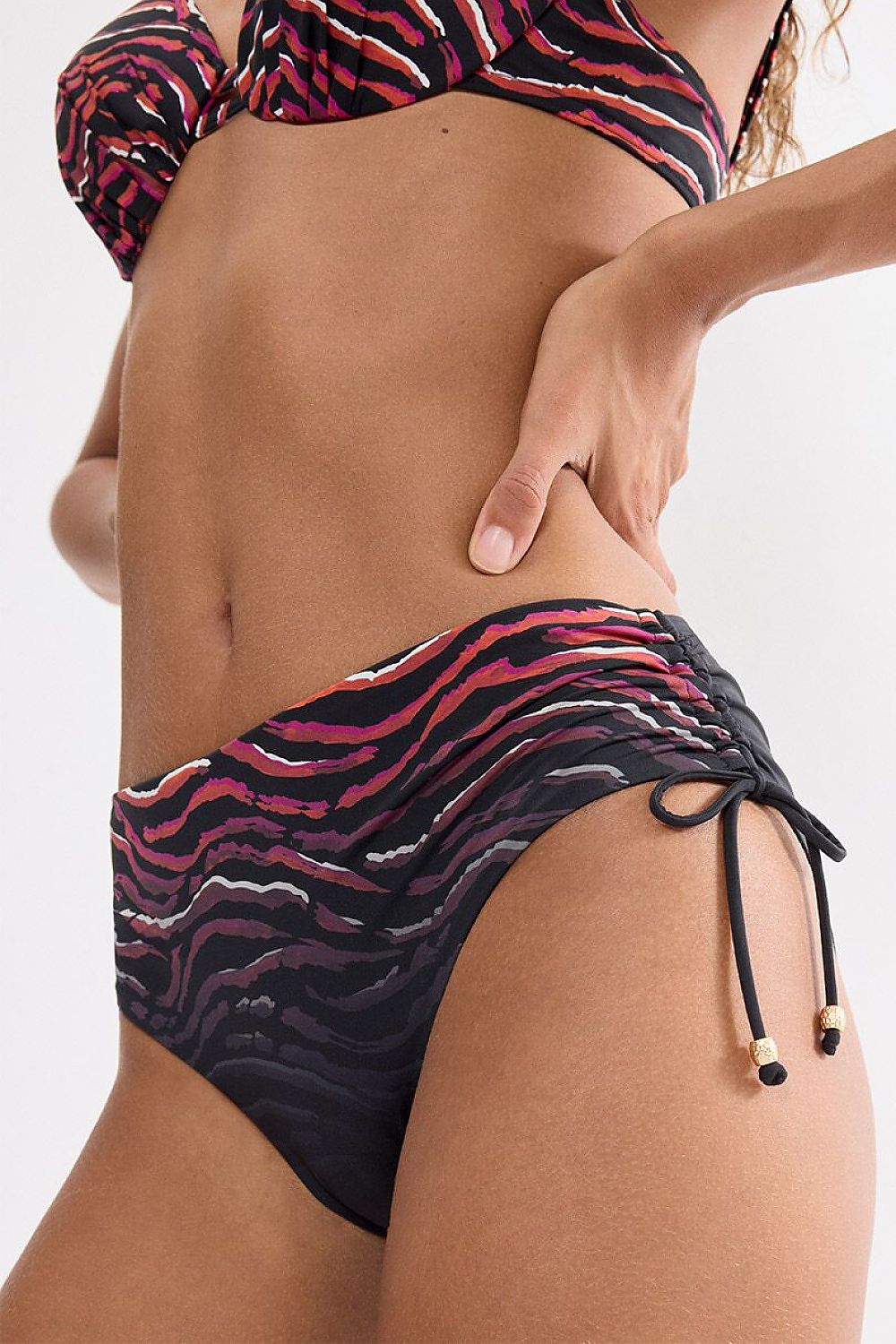  Costum de baie tanga model 229151 Triumph 