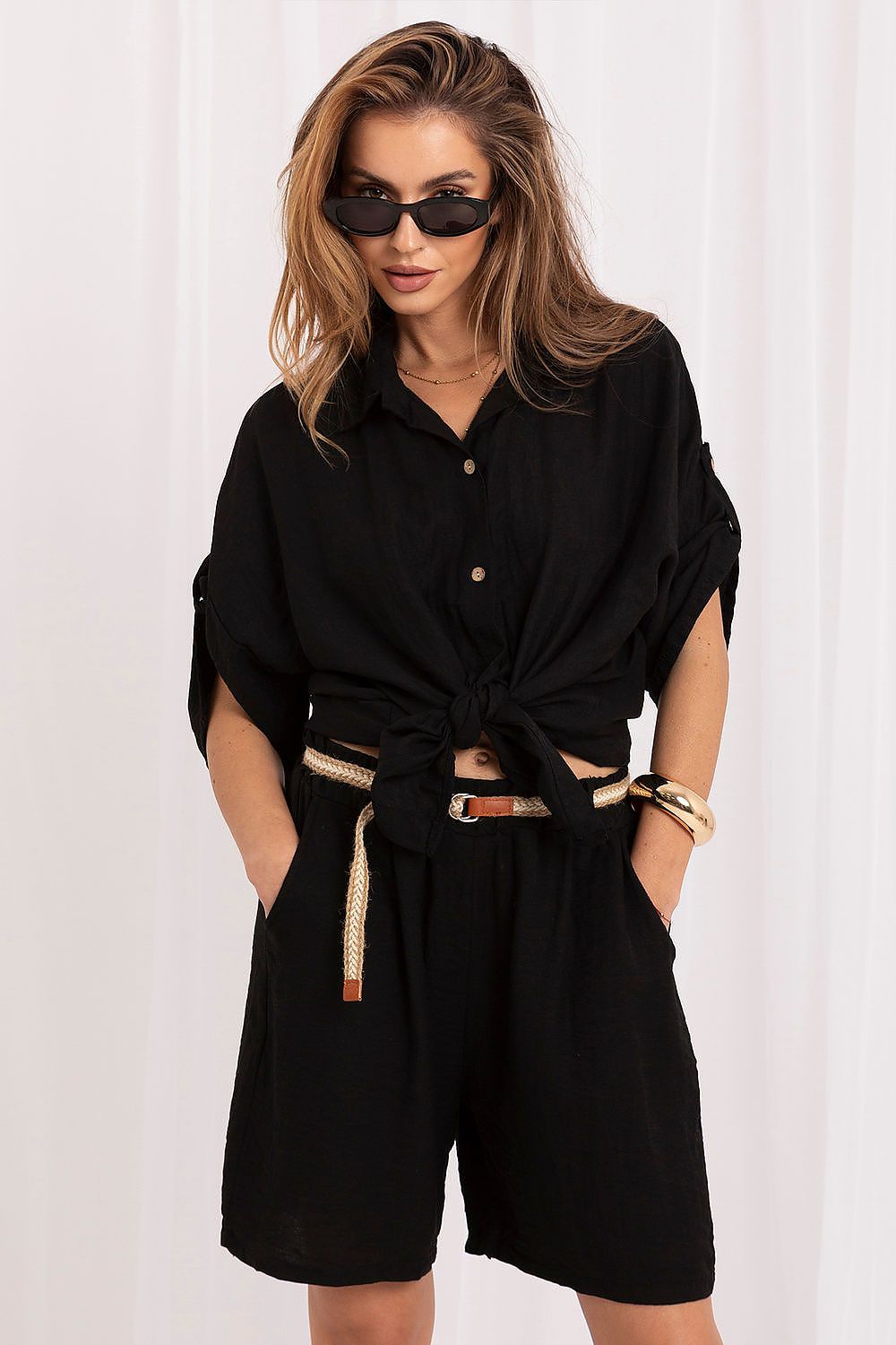  Pantaloni scurţi model 229303 Italy Moda 