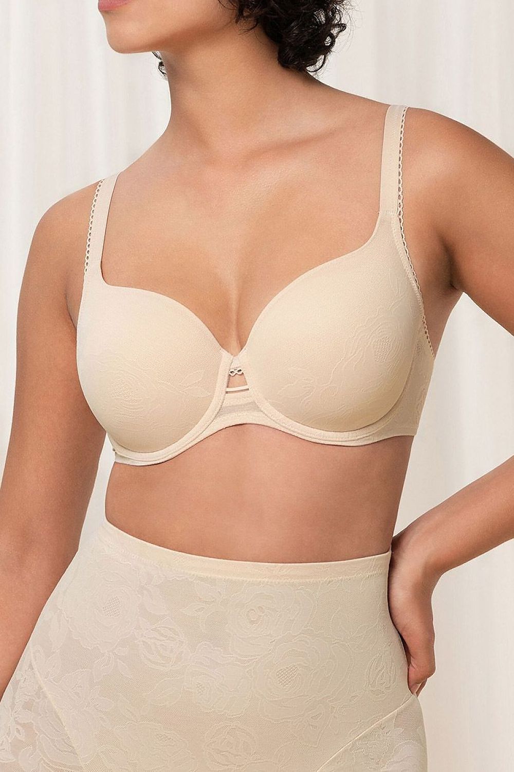  Sutien întărit model 229314 Triumph 