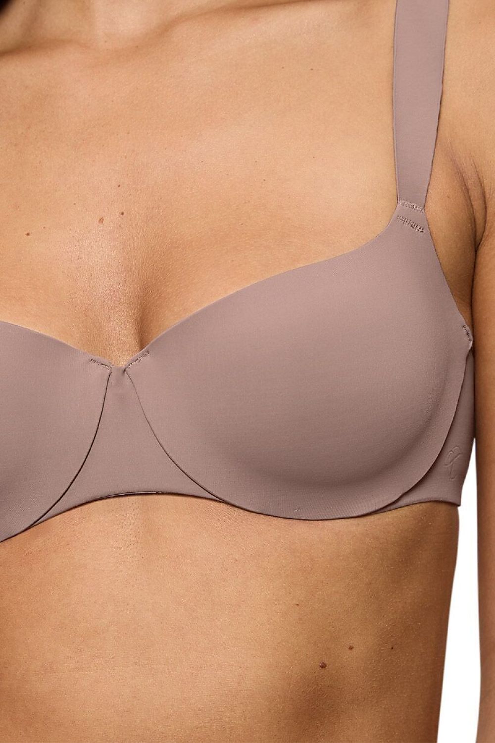  Sutien bardot model 229325 Triumph 
