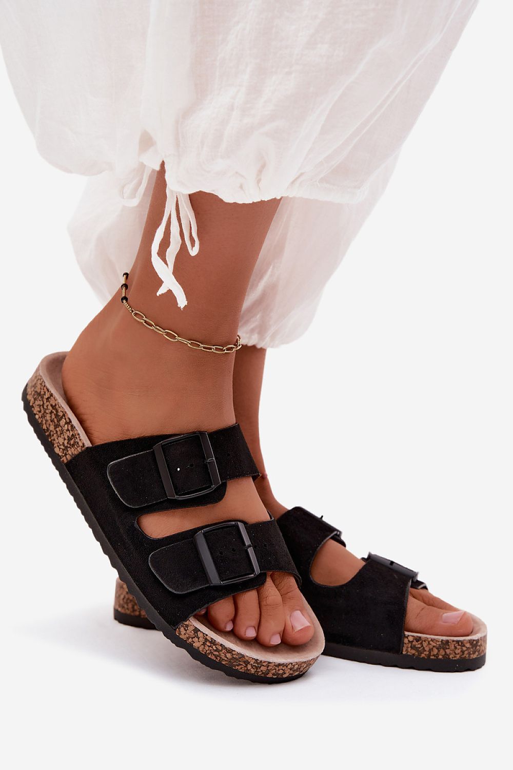  Şlapi model 229727 Step in style 