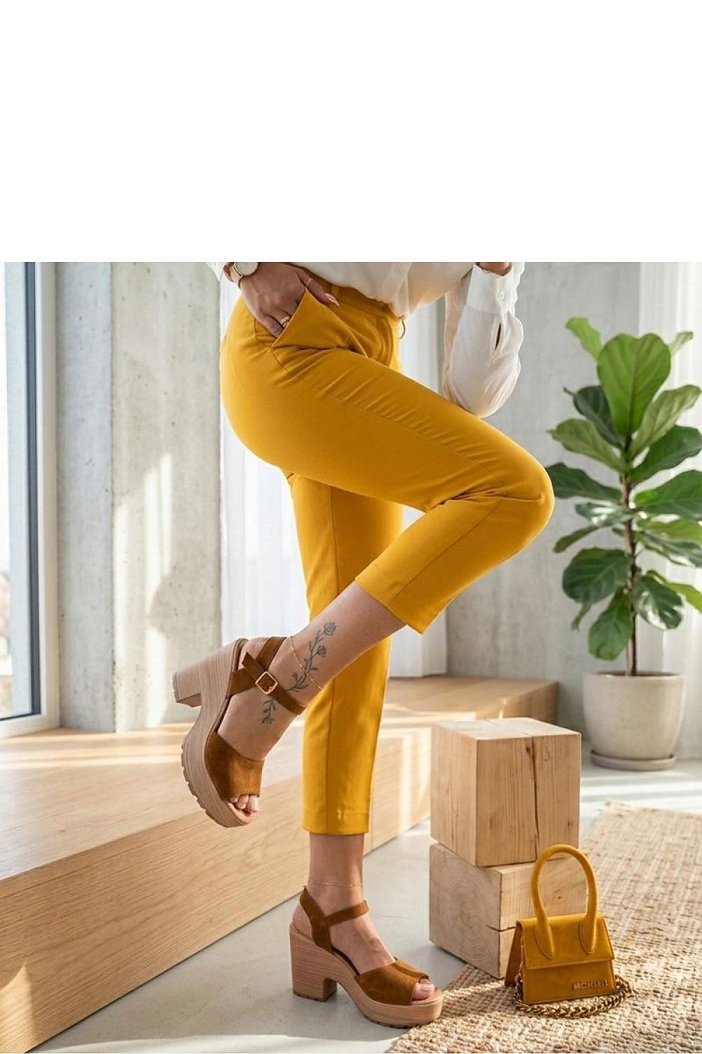 Sandale cu toc model 229781 Solea 