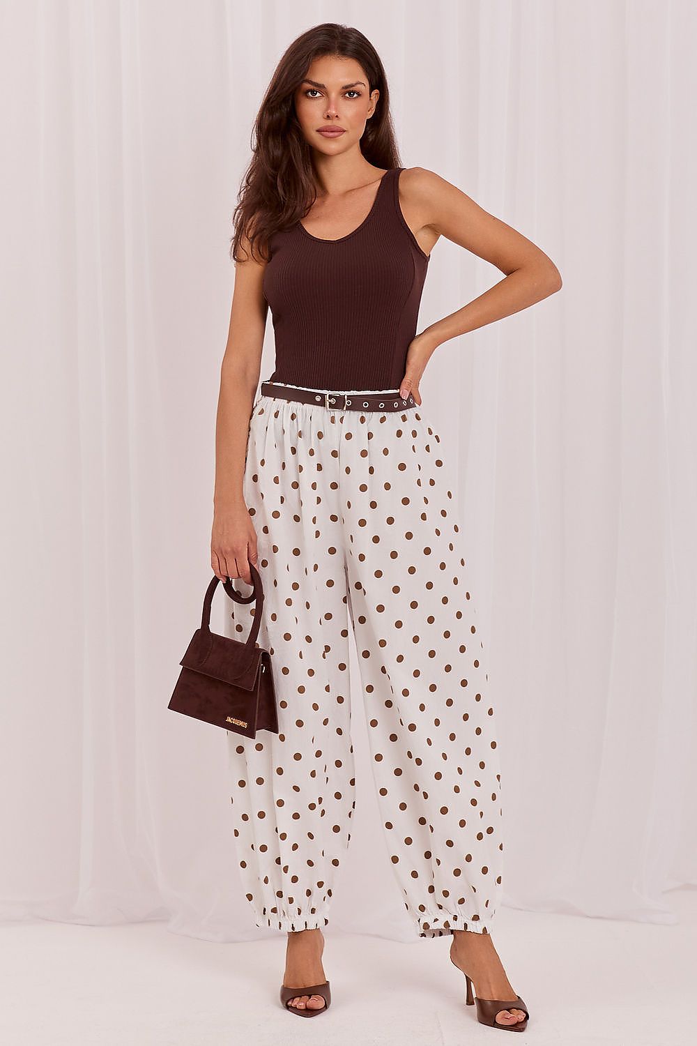  Pantaloni de damă model 229815 Italy Moda 