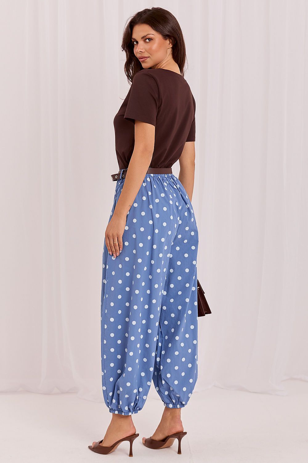  Pantaloni de damă model 229816 Italy Moda 