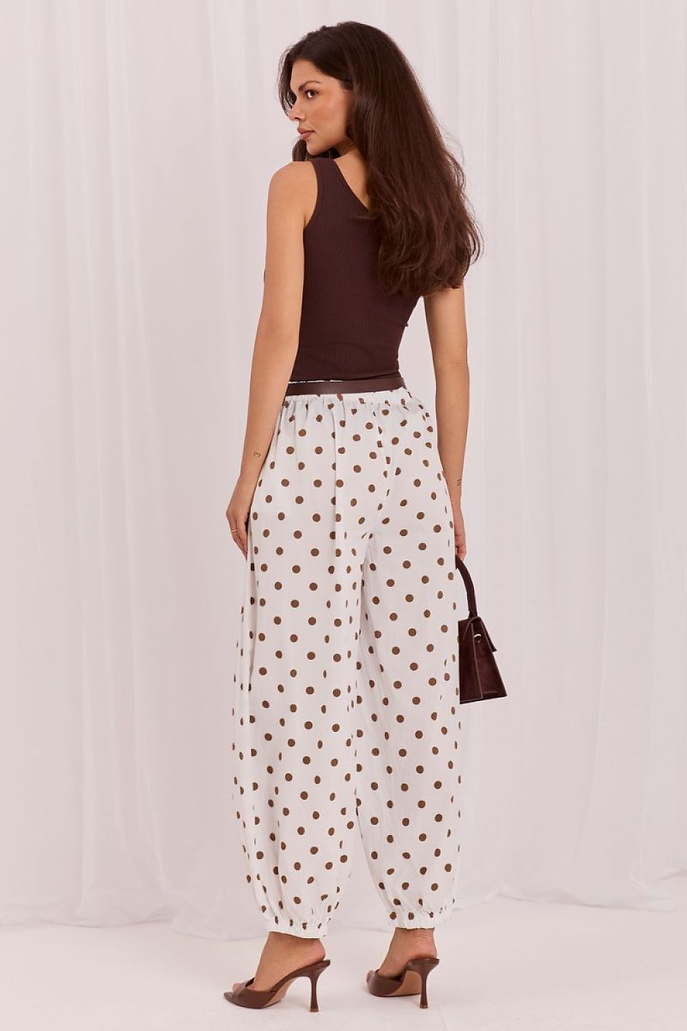  Pantaloni de damă model 229815 Italy Moda 