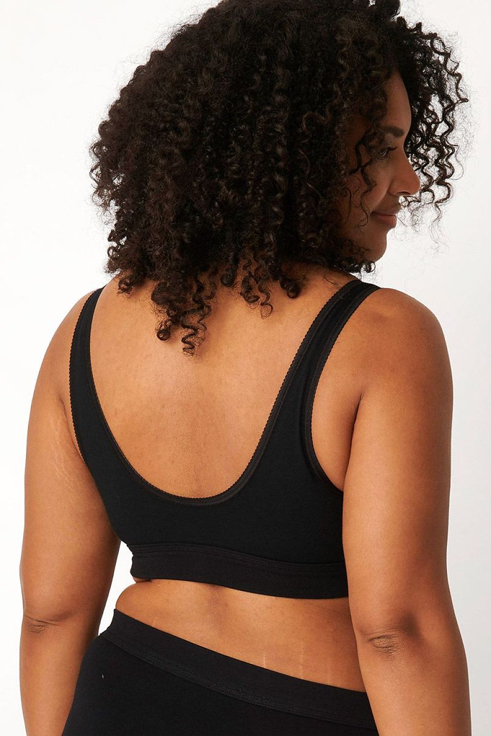  Sutien sportiv model 229971 Sloggi 