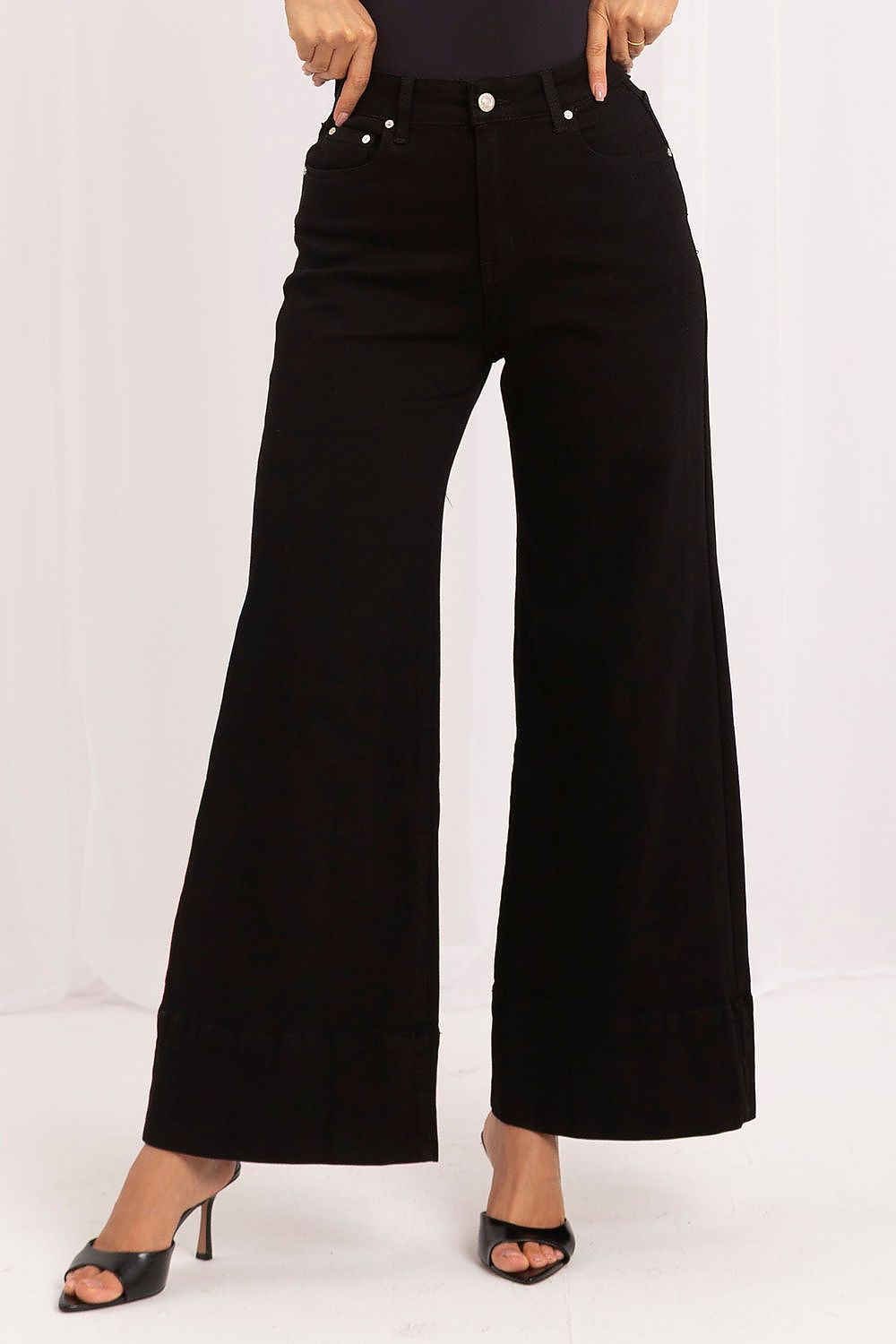  Jeanşi model 230158 Italy Moda 