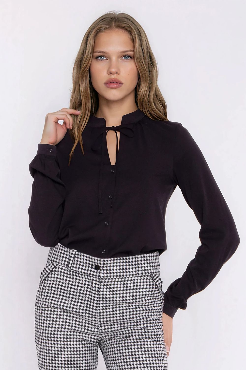  Cămaşă cu mânecă lungă model 230459 Nife 