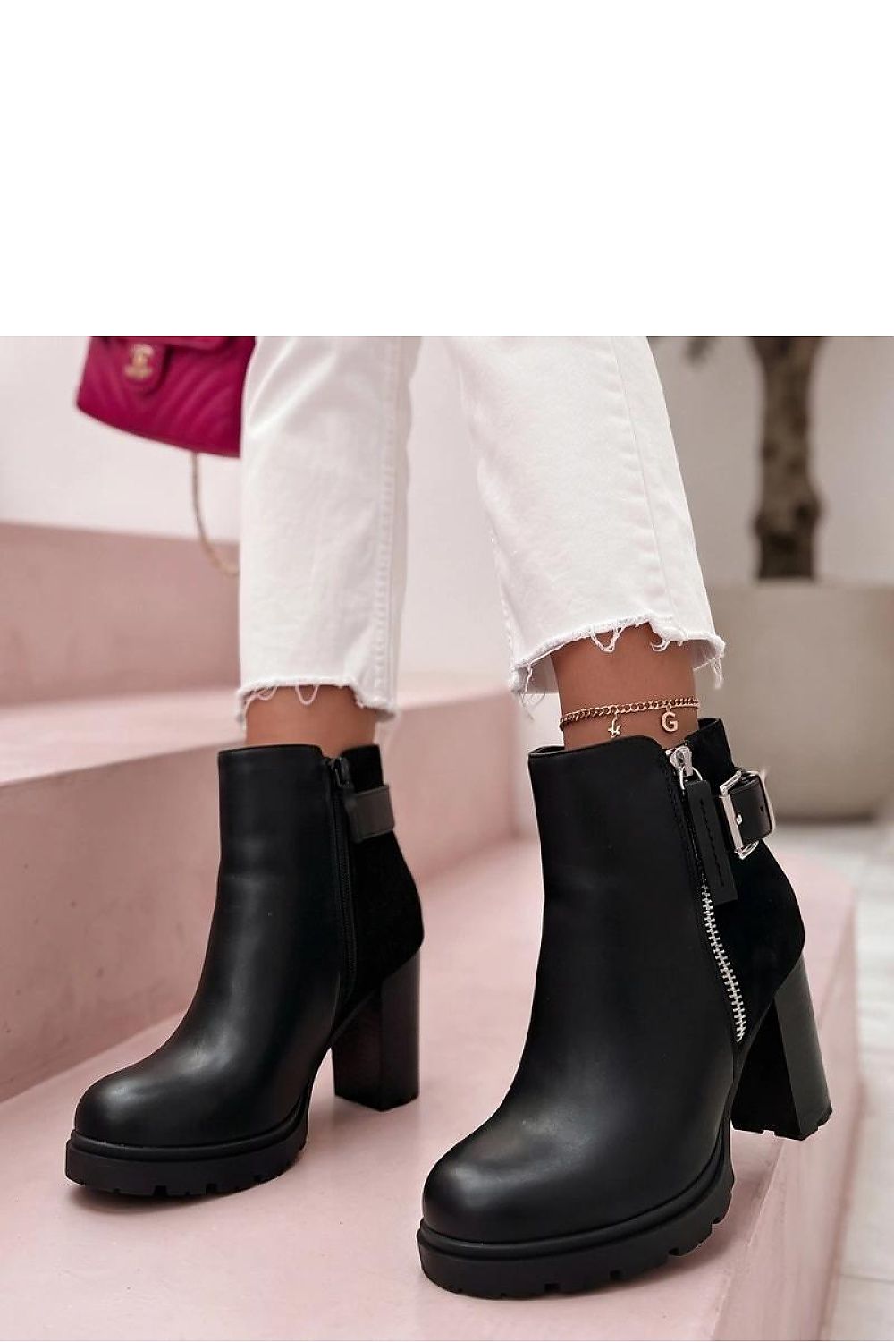  Botine cu toc model 231292 Solea 