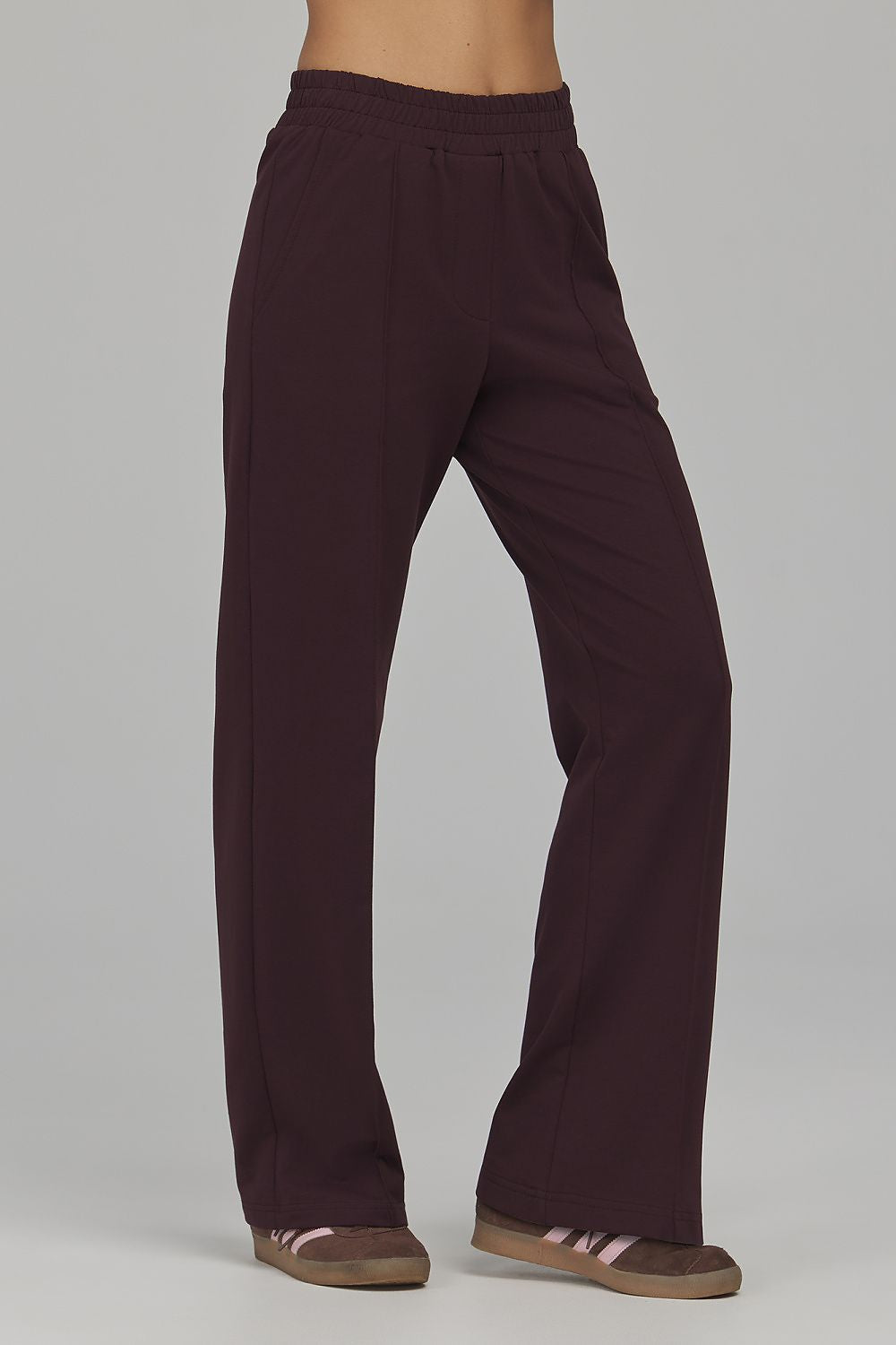 Pantaloni de trening model 231378 Nife 