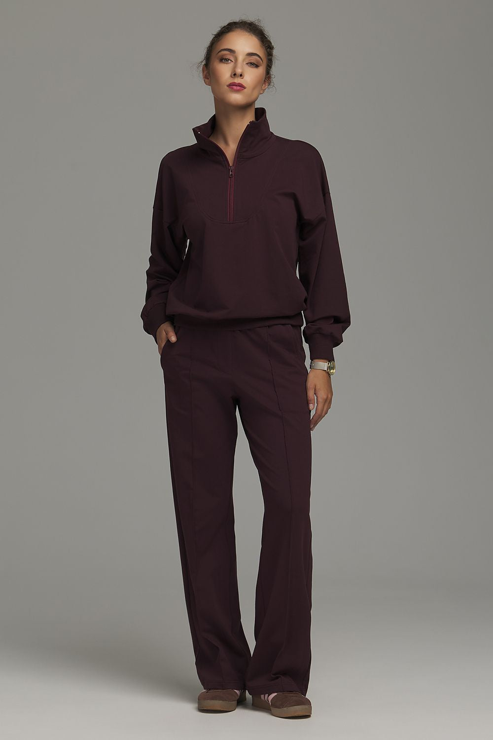  Pantaloni de trening model 231378 Nife 