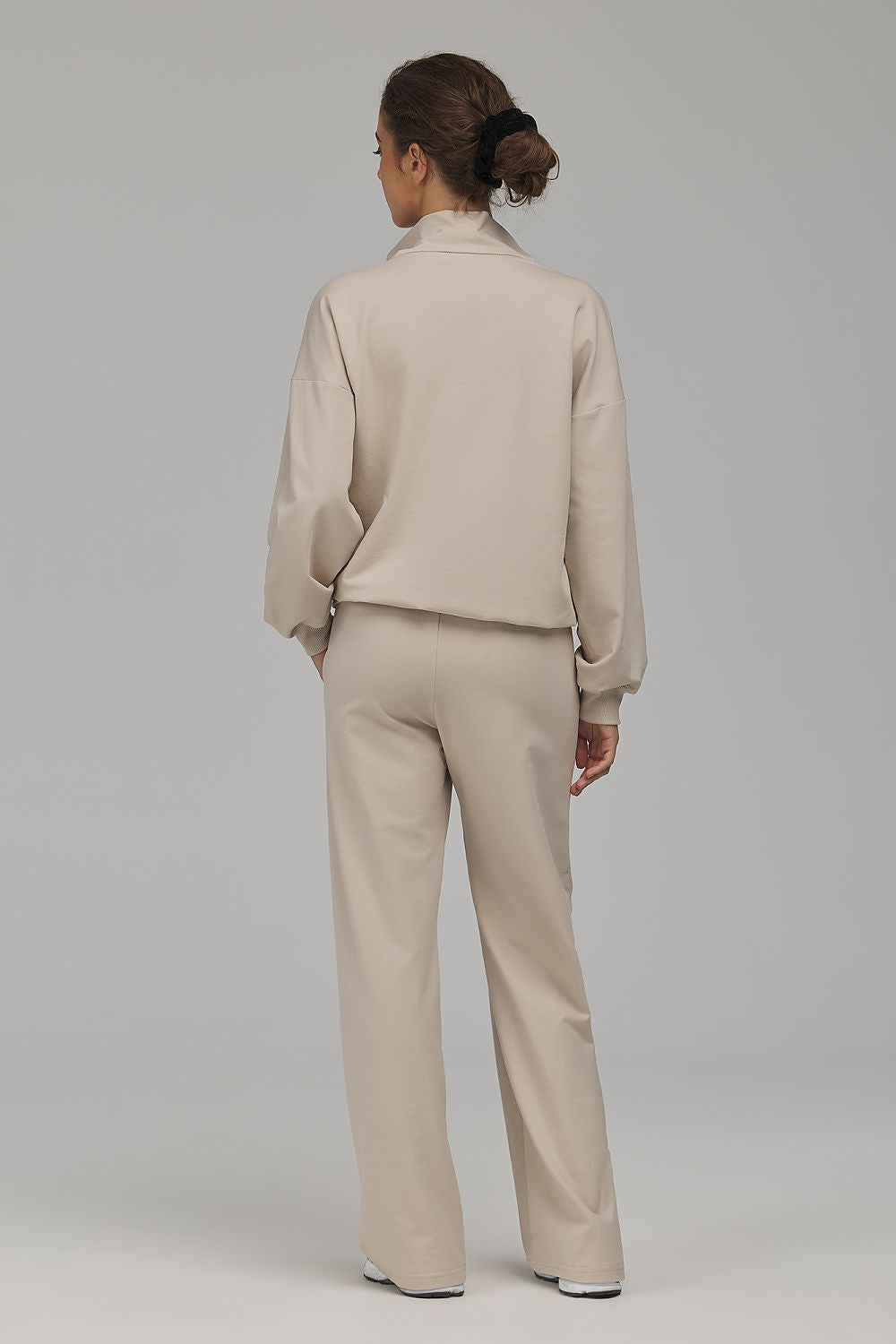  Pantaloni de trening model 231379 Nife 