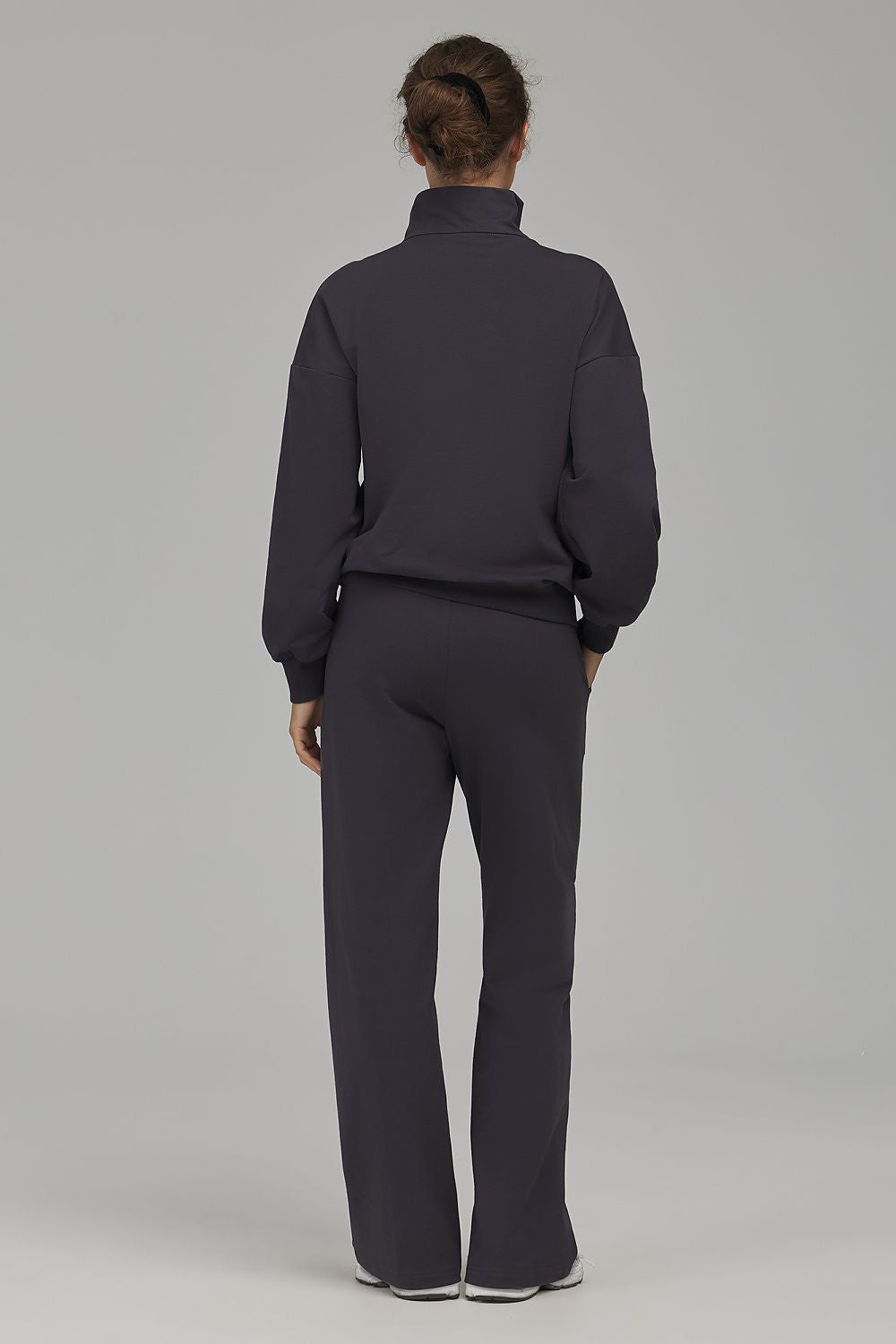  Pantaloni de trening model 231380 Nife 