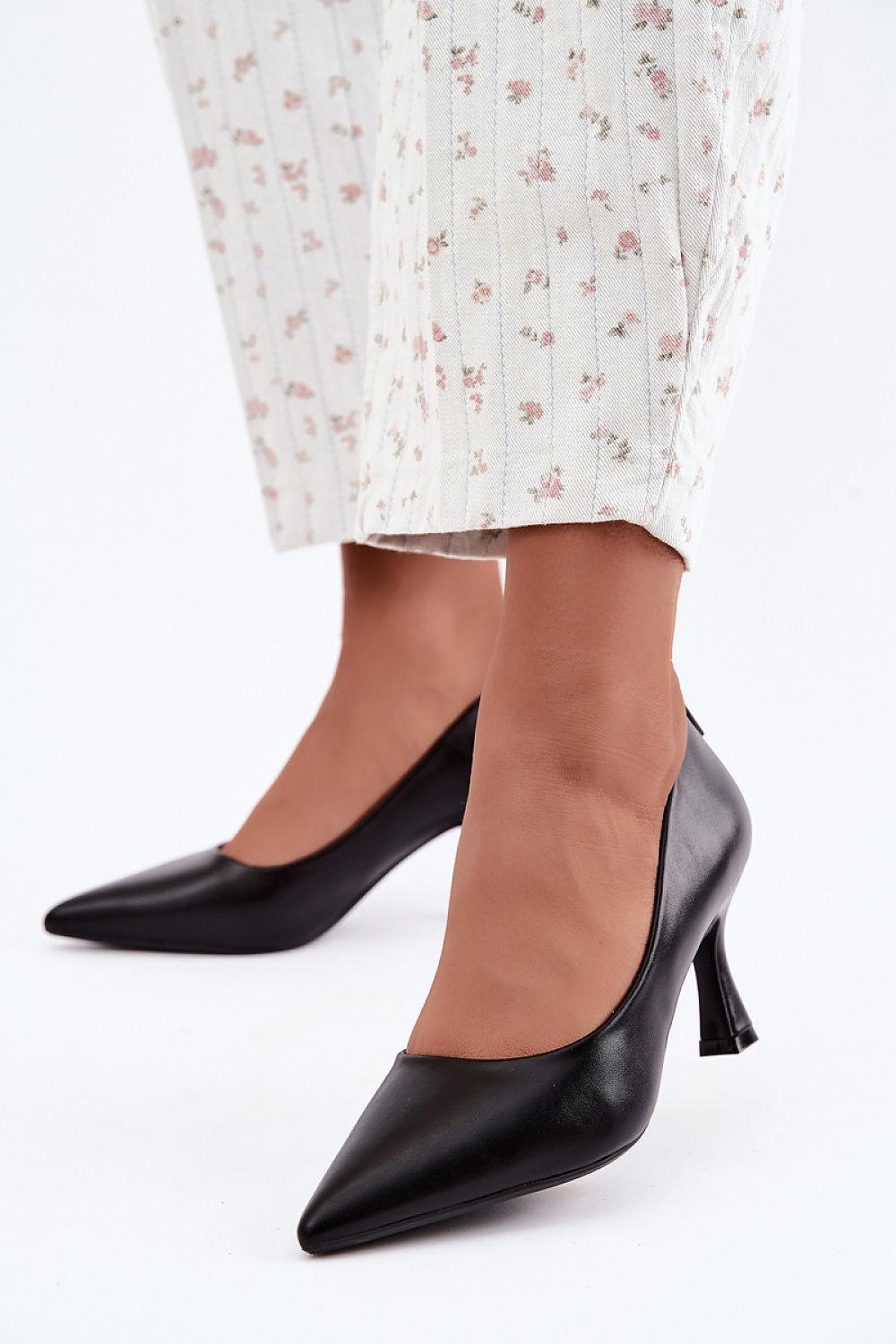  Pantofi cu toc simplu model 231638 Step in style 