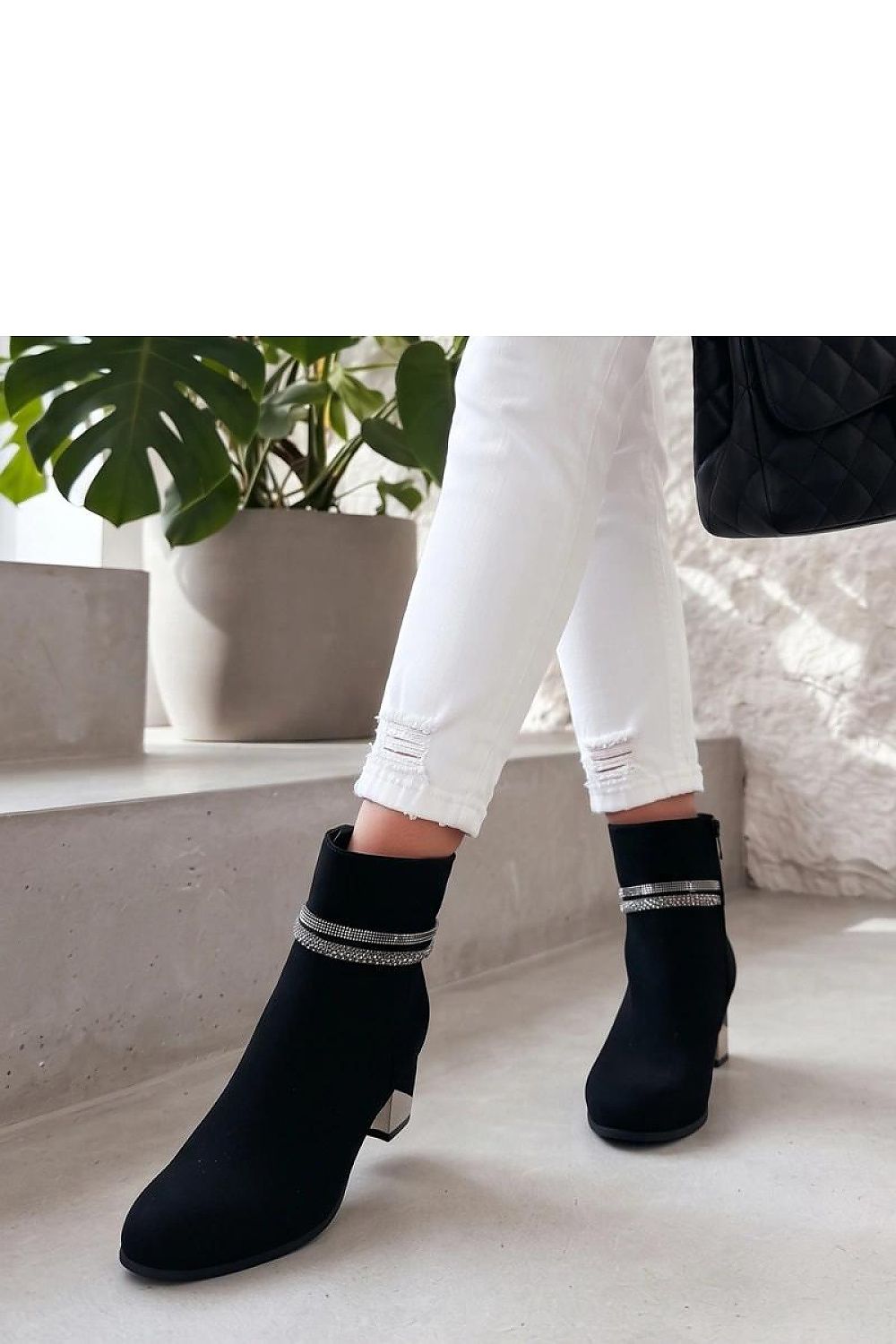  Botine cu toc model 231676 Solea 