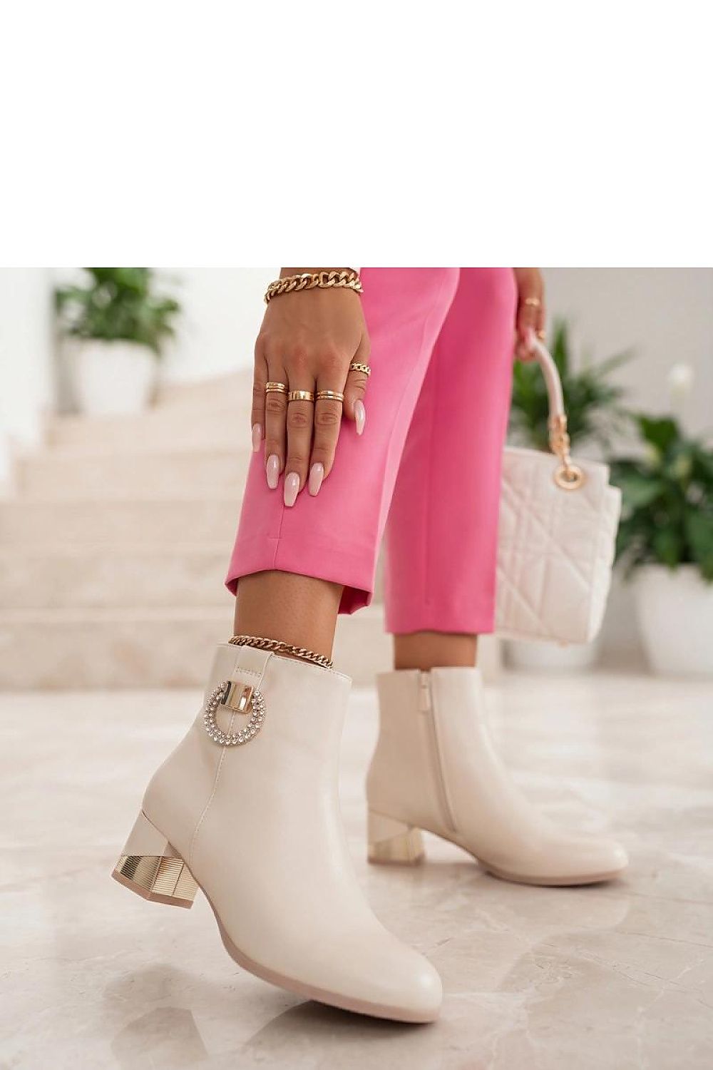  Botine cu toc model 231677 Solea 