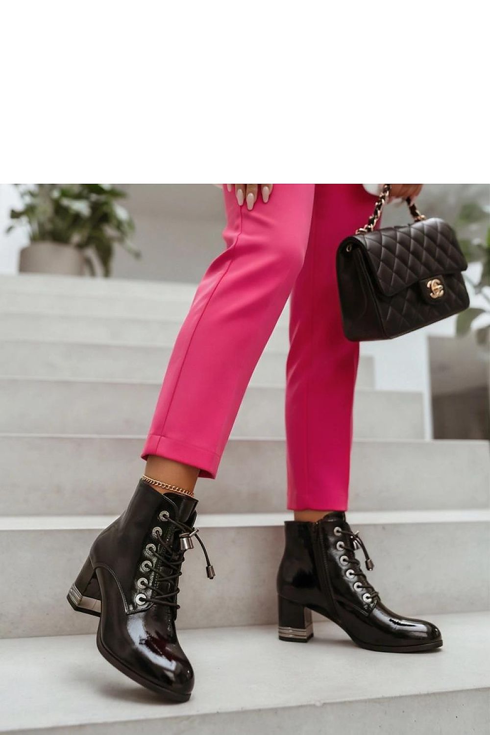  Botine cu toc model 231682 Solea 