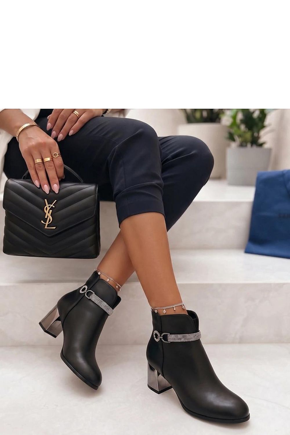 Botine cu toc model 231683 Solea 
