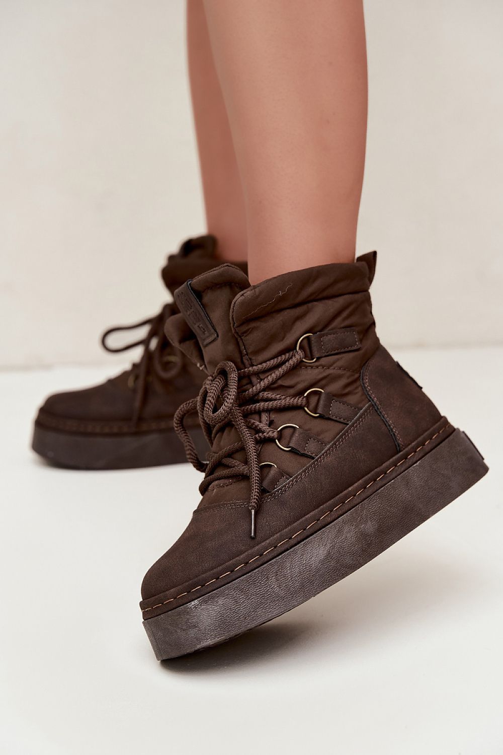  Moon boots model 231765 Step in style 