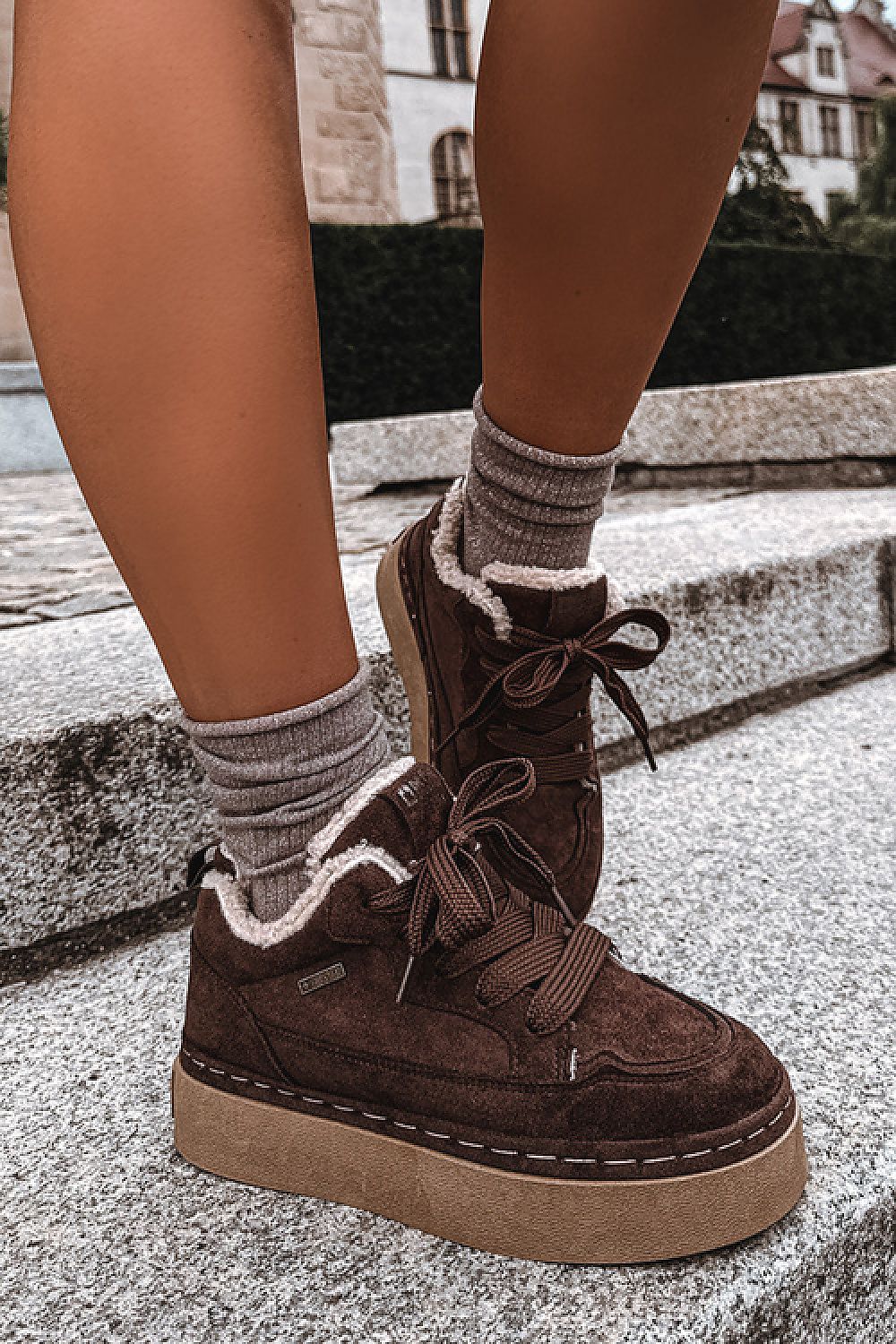  Moon boots model 231780 Step in style 