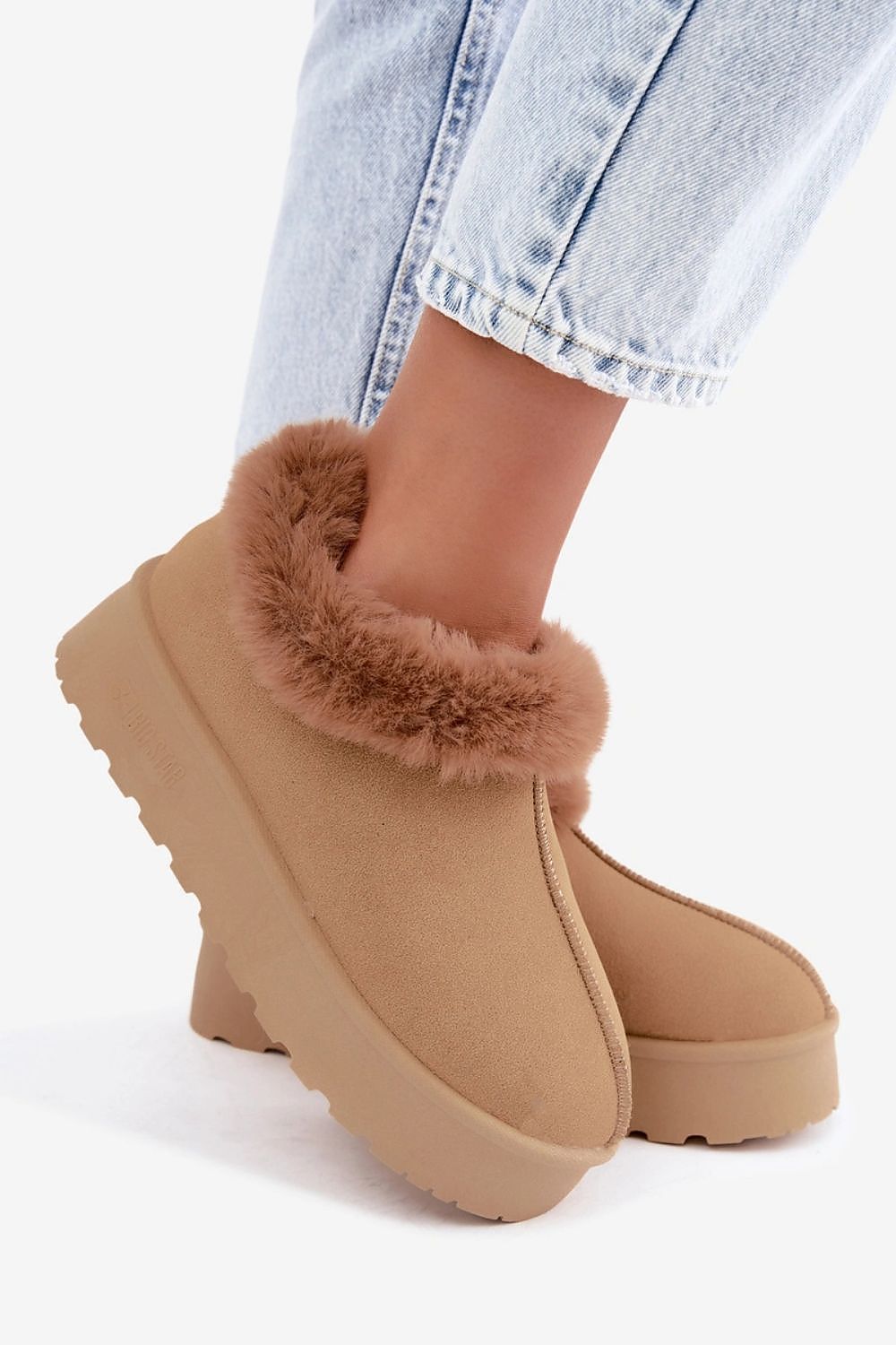  Moon boots model 231783 Step in style 
