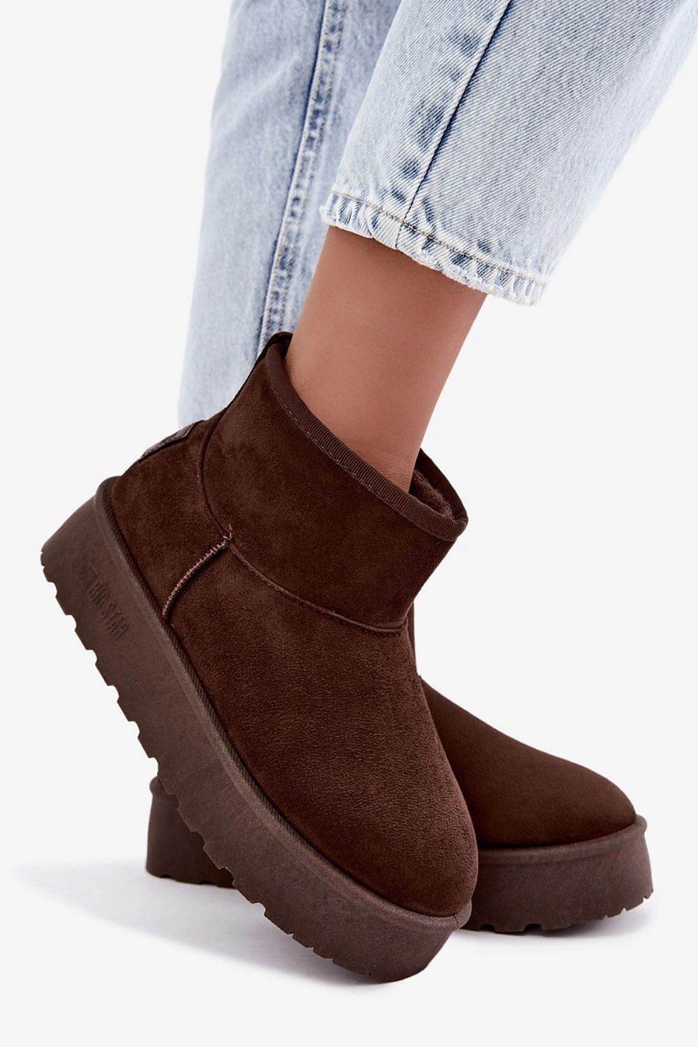  Moon boots model 231786 Step in style 