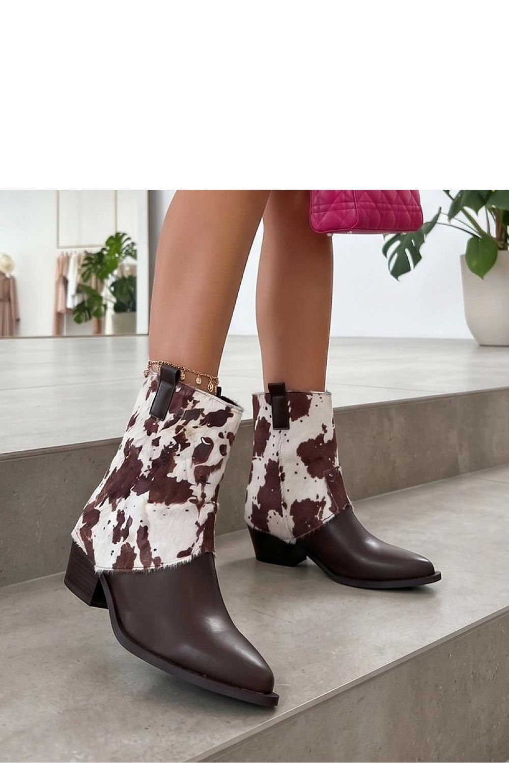  Botine cu toc model 232164 Solea 