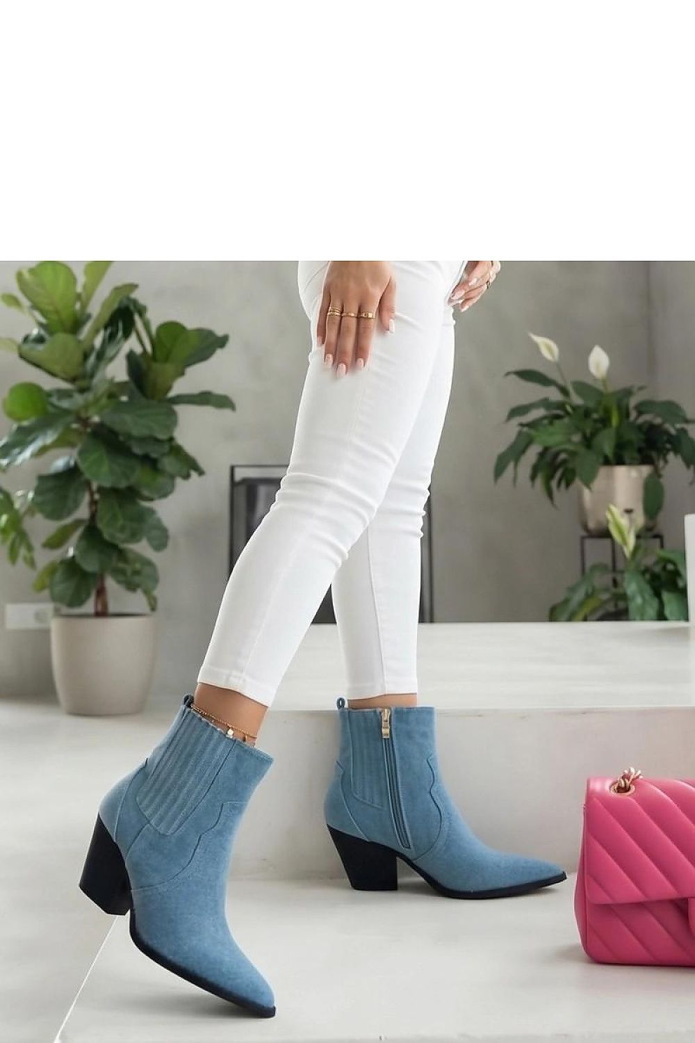  Botine cu toc model 232175 Solea 