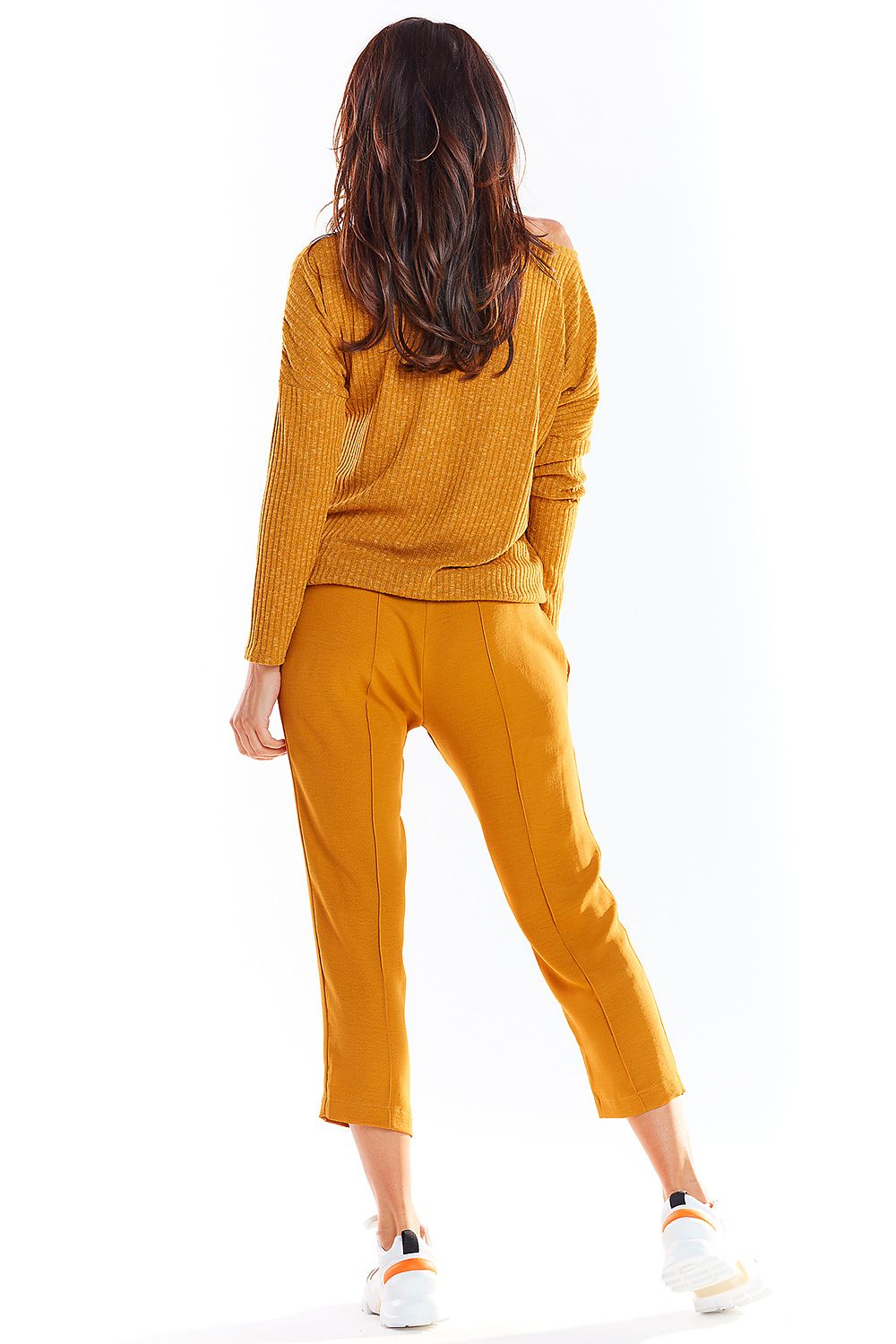  Pulover model 139552 awama 